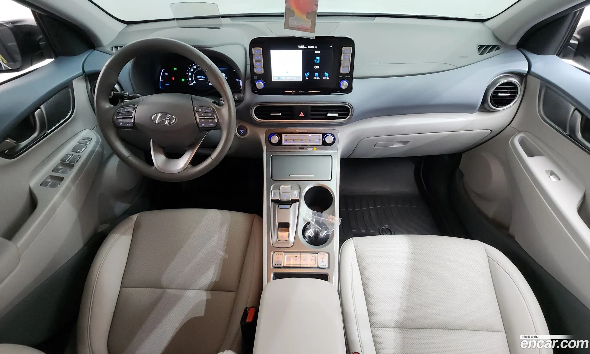 Hyundai Kona Electric 2019 — 28
