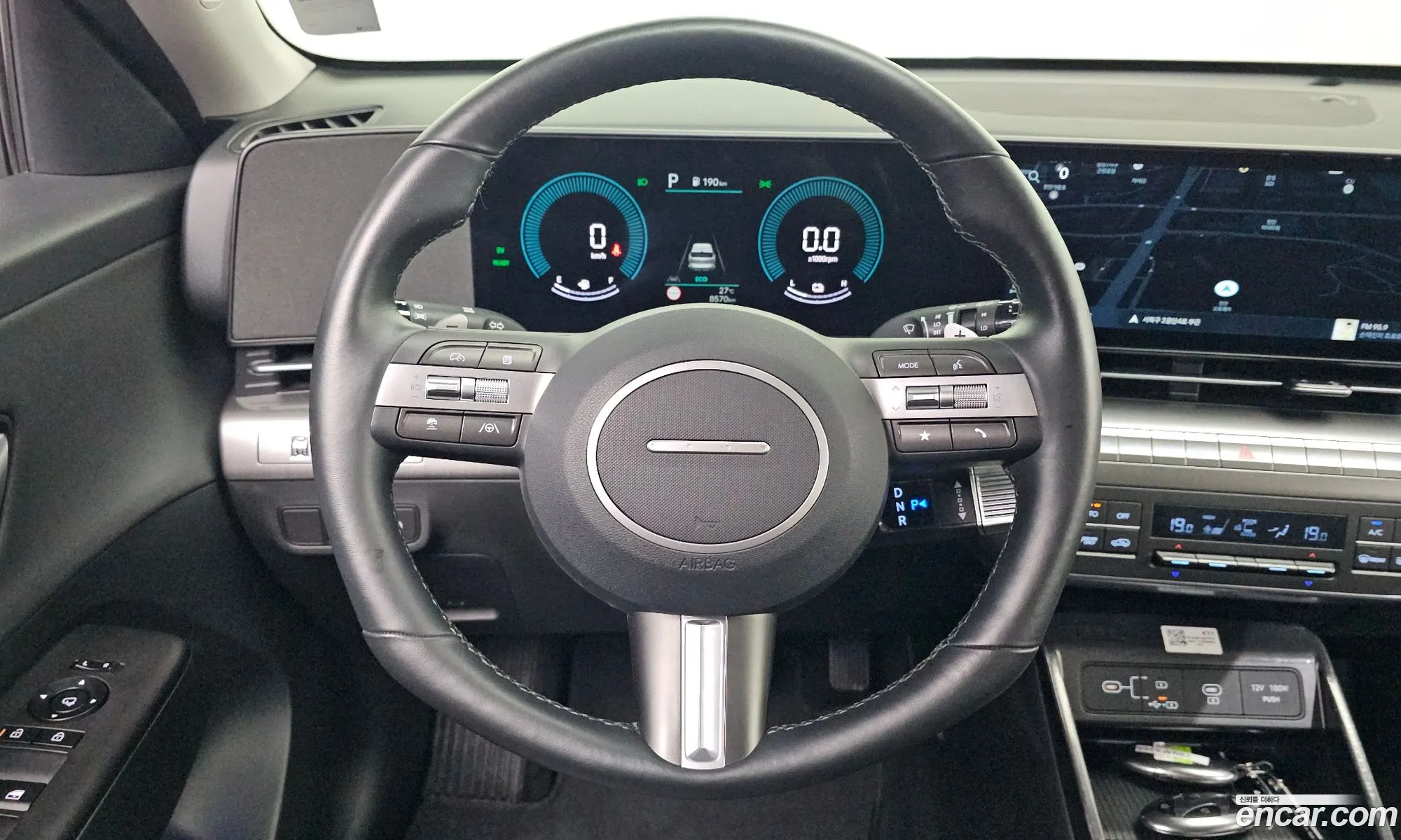 Hyundai Kona Hybrid 2024 — 13