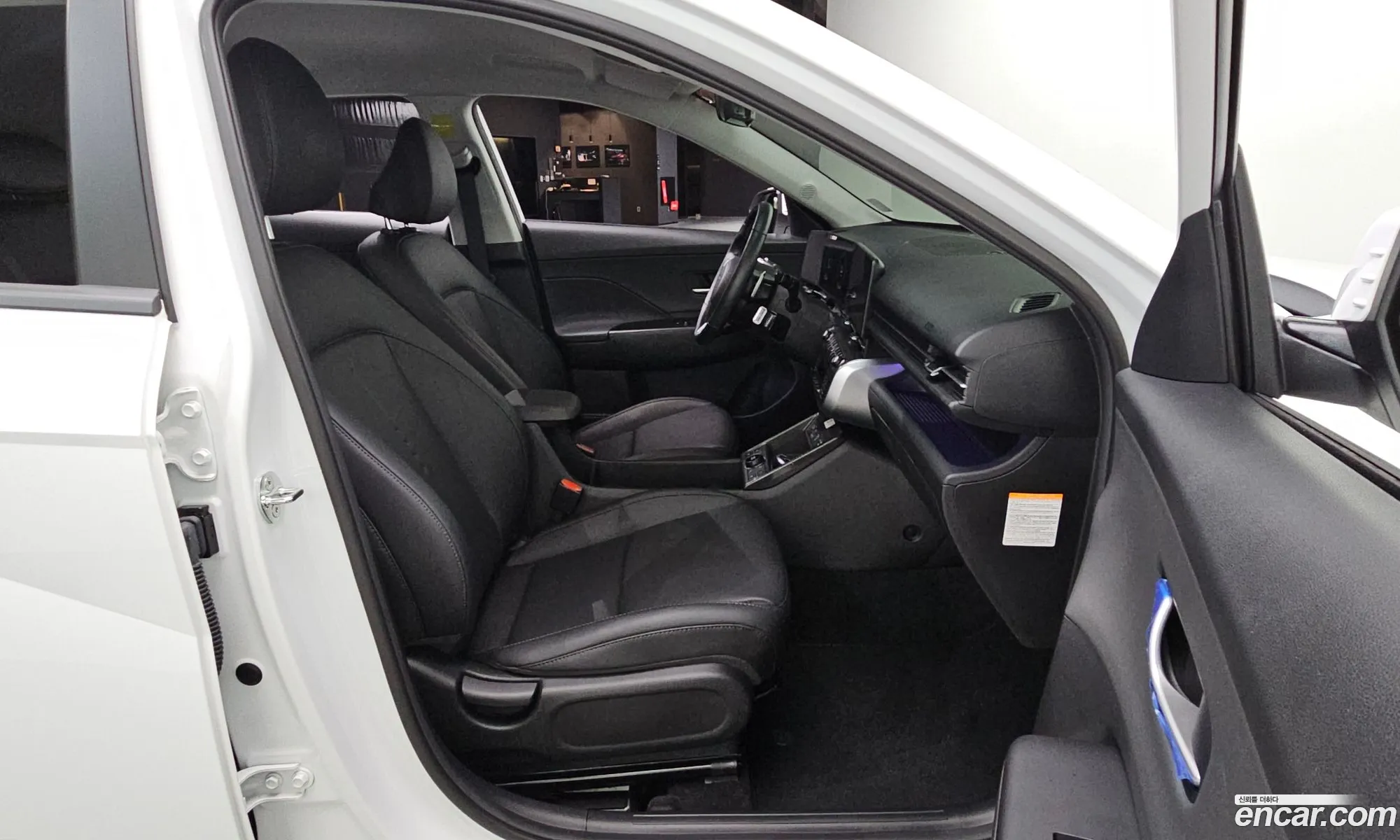 Hyundai Kona Hybrid 2024 — 9