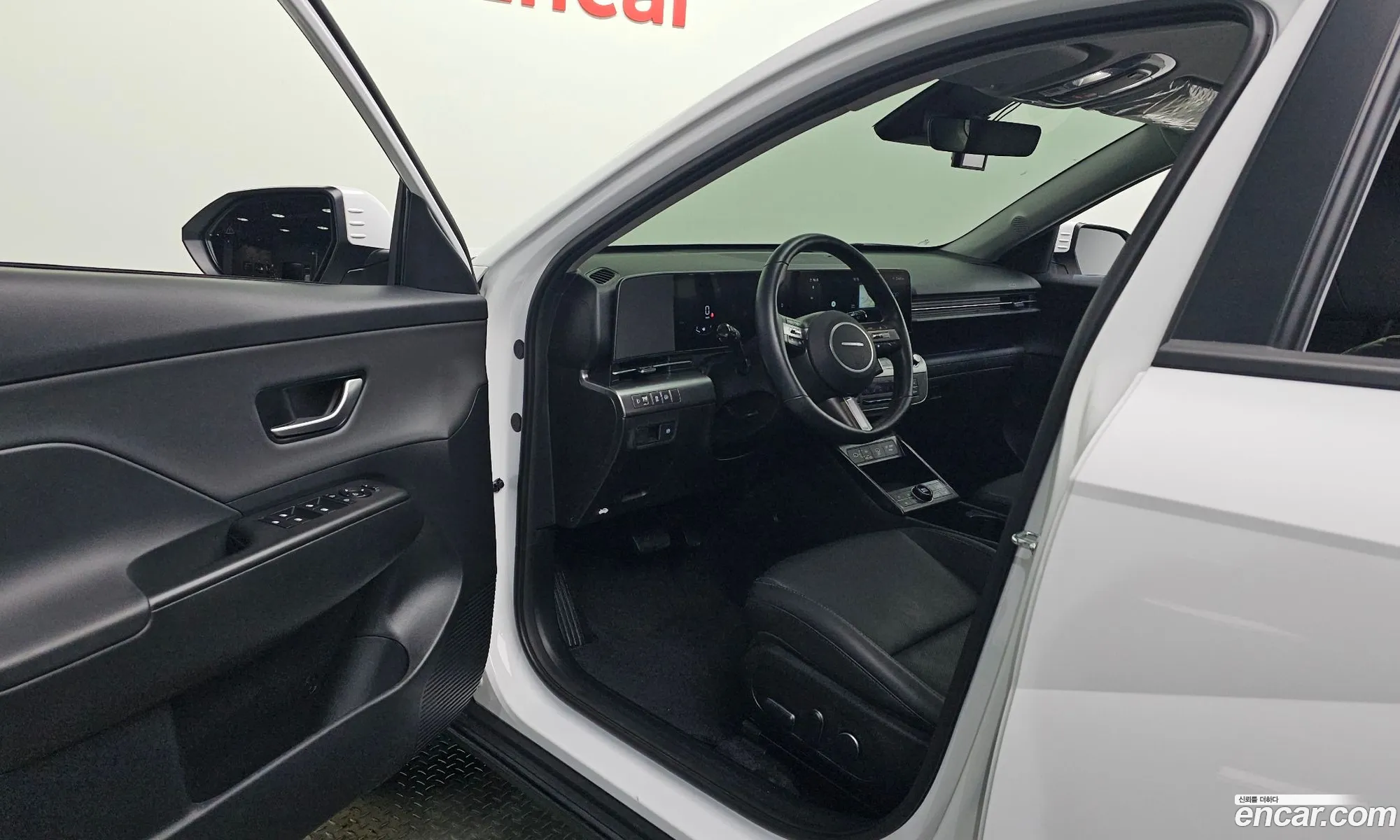 Hyundai Kona Hybrid 2024 — 2