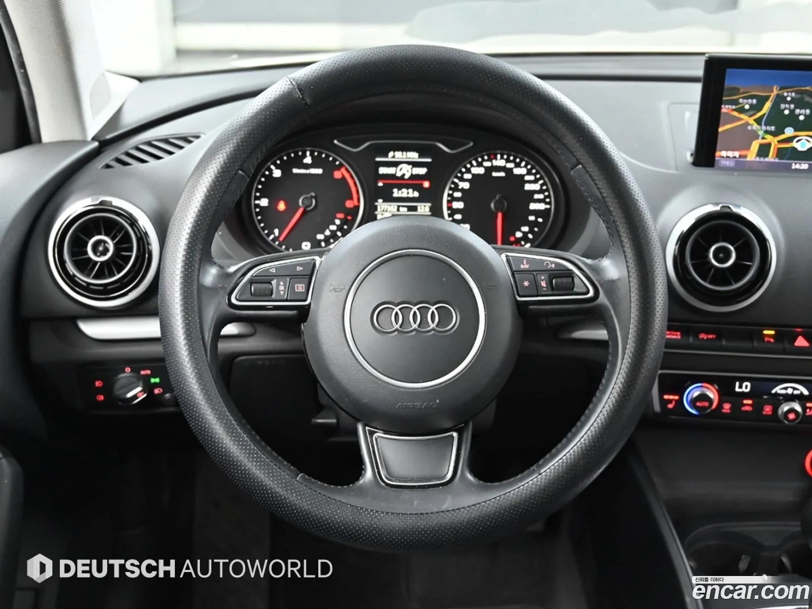 Audi A3 2015 — 12