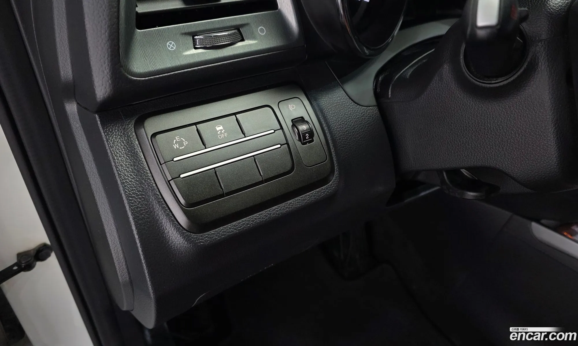 KG Mobility (SsangYong) Tivoli Armour 2018 — 20