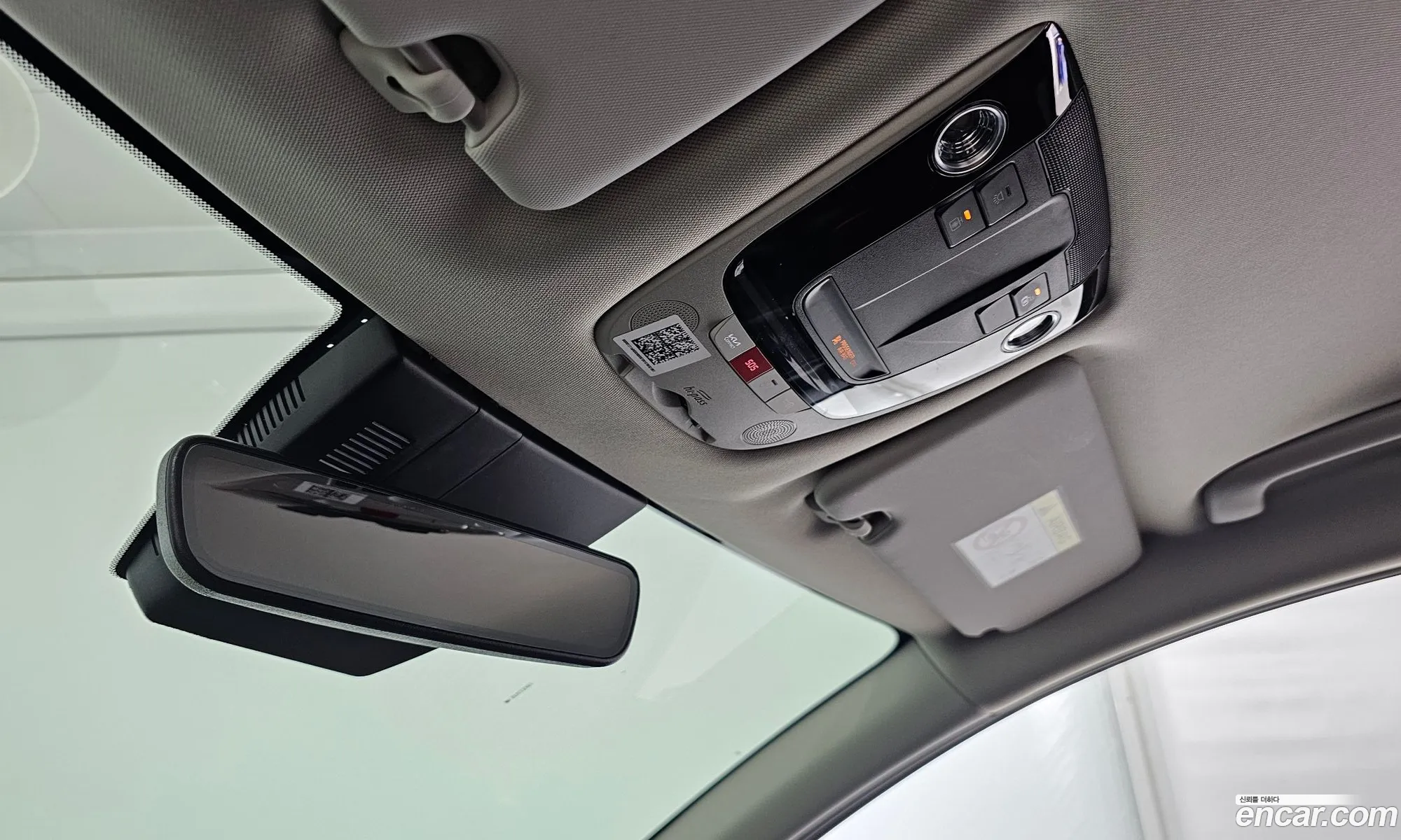 Kia Sportage Hybrid 2022 — 11