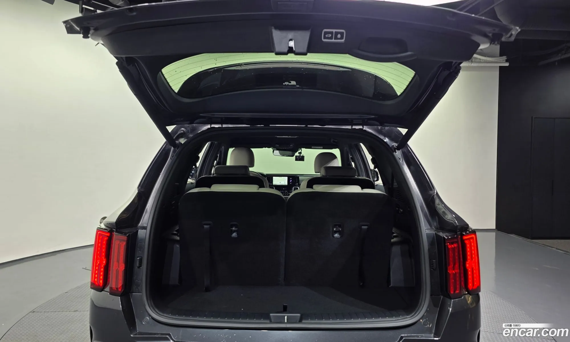 Kia Sorento 2023 — 16