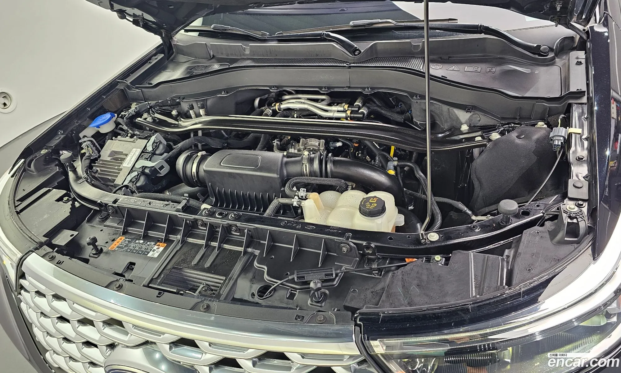 Ford Explorer 6th Gen 2022 1FM5K8HC111111111 — 25