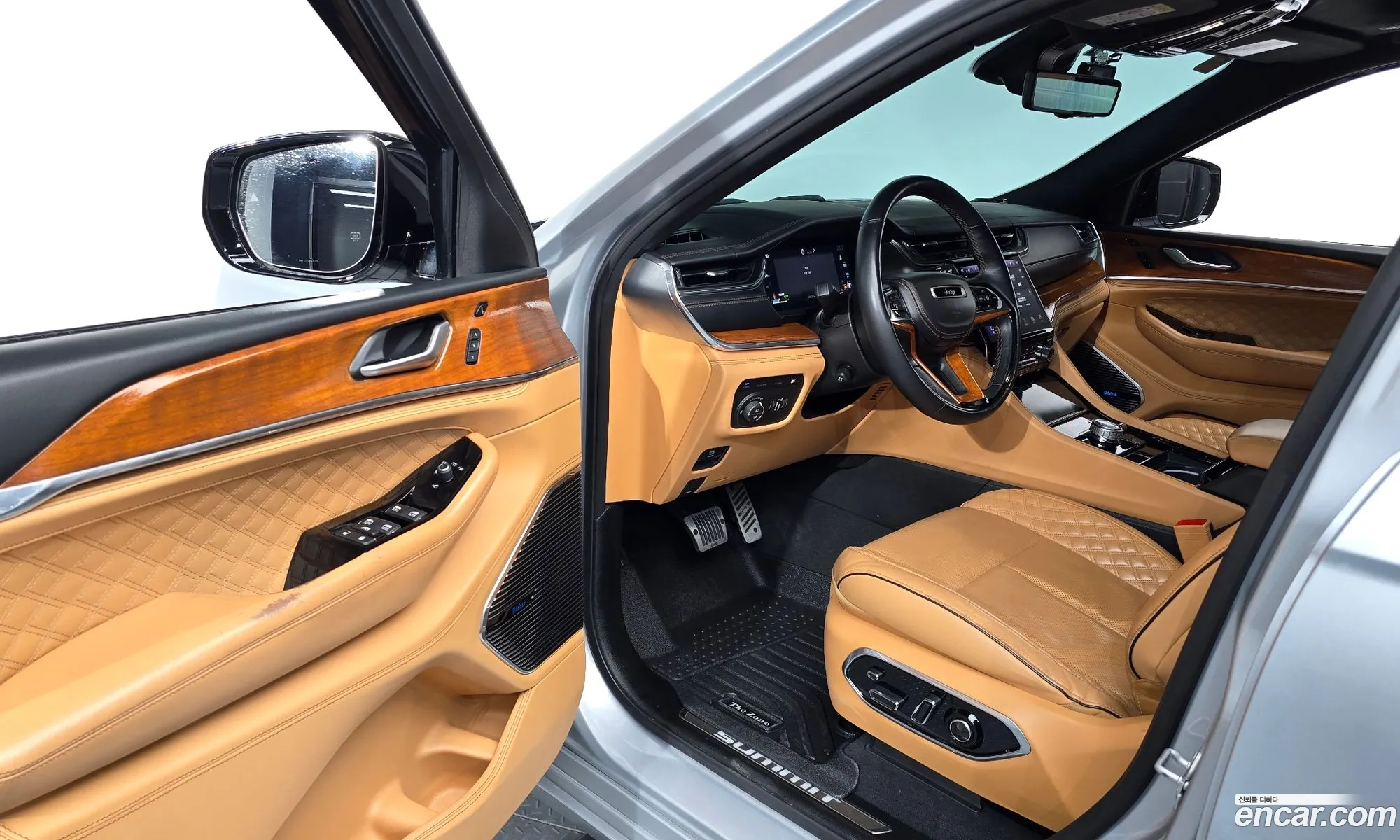 Jeep Grand Cherokee 2023 — 19