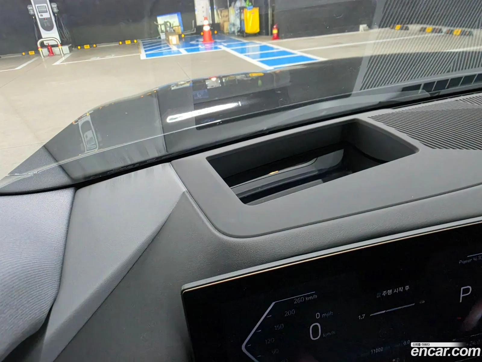 BMW 5 Series 2025 — 6