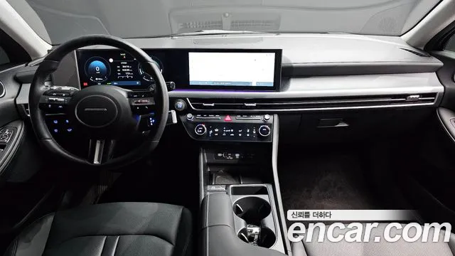 Hyundai Sonata the Edge Hybrid 2024 — 4
