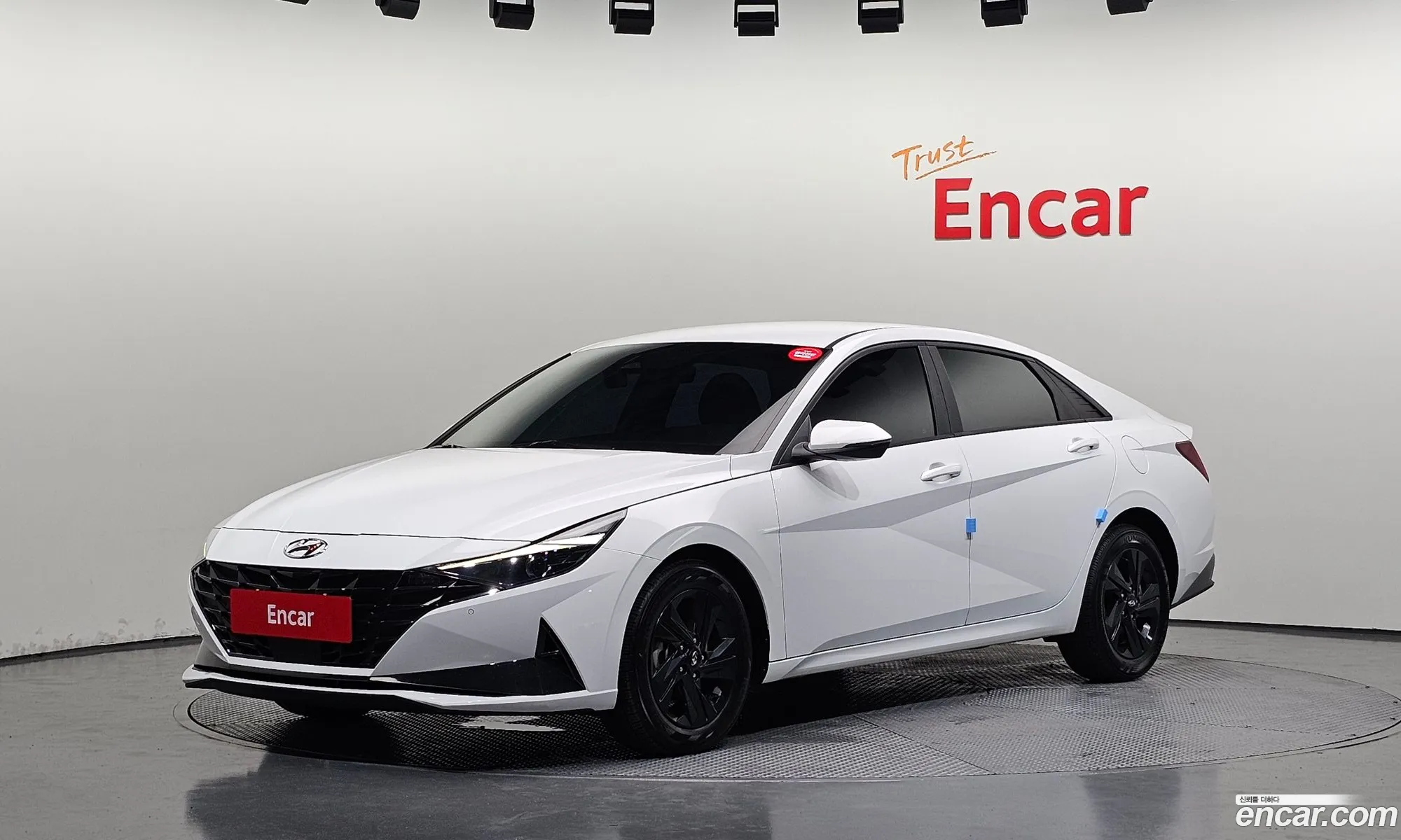 Hyundai Elantra 2022 — 26