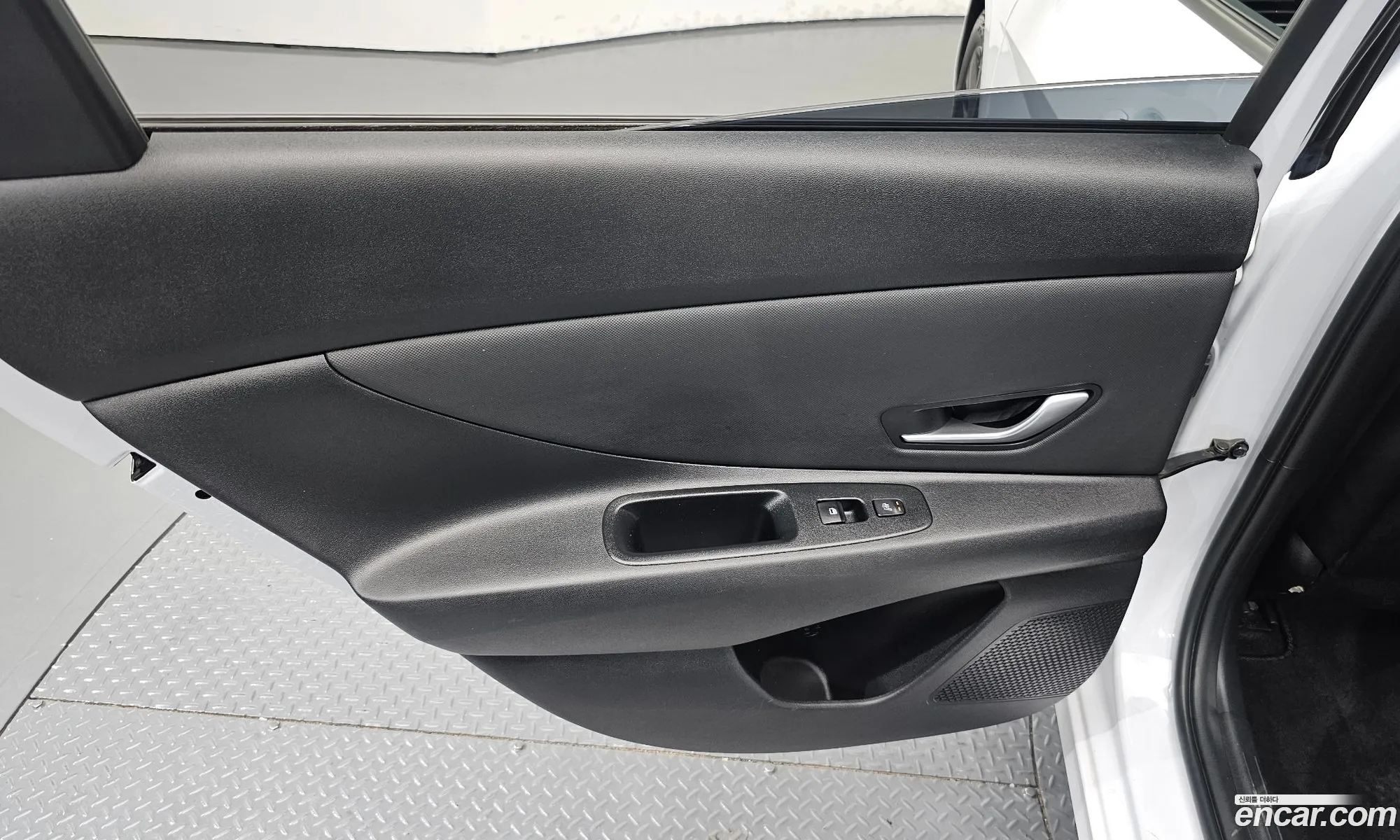 Hyundai Elantra 2022 — 11