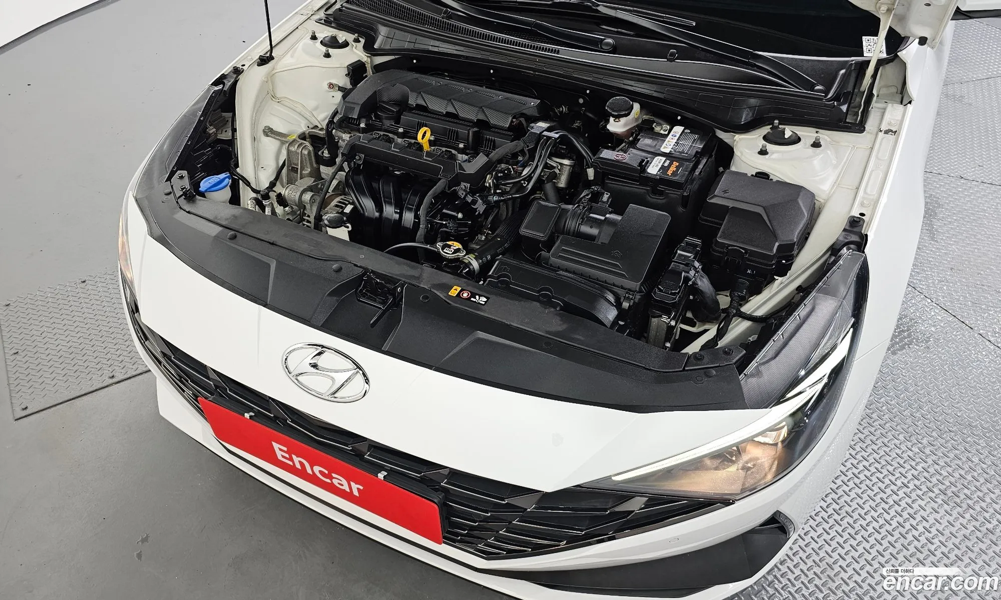 Hyundai Elantra 2022 — 22
