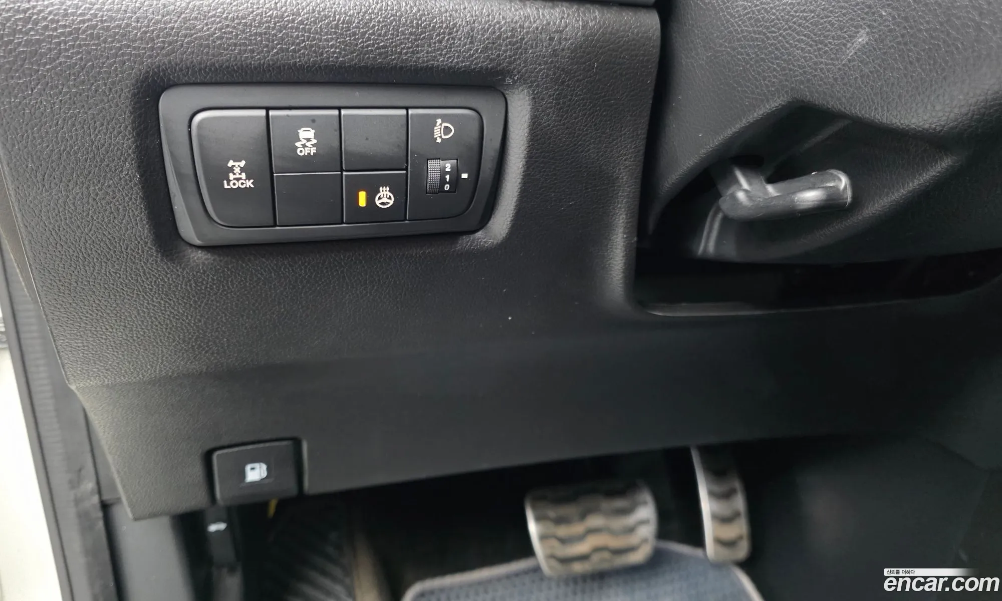 KG Mobility (SsangYong) Korando C 2016 — 29