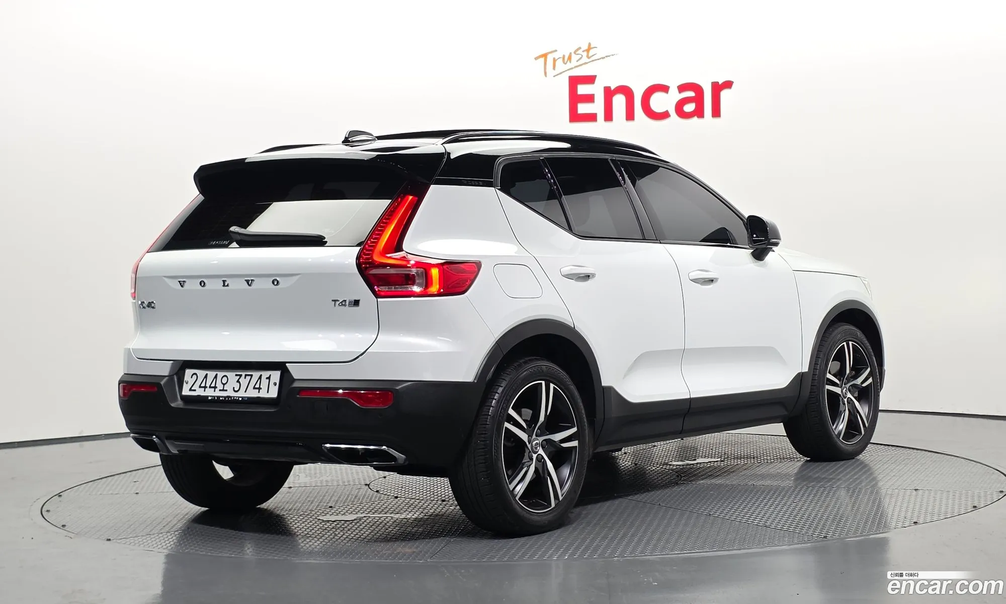 Volvo XC40 2020 — 6