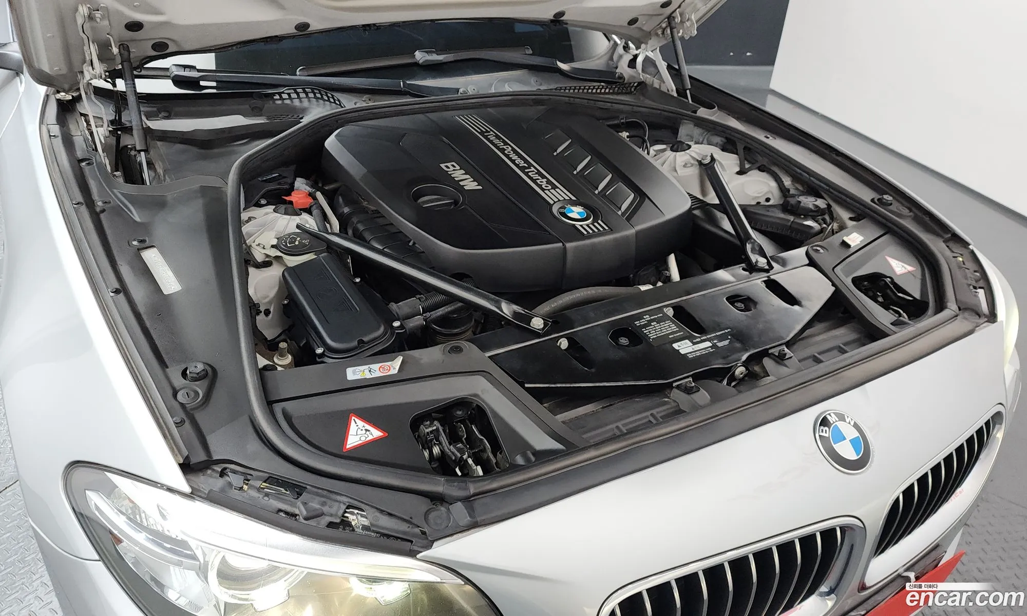 BMW 5 Series 2014 WBA5C3102ED044642 — 5