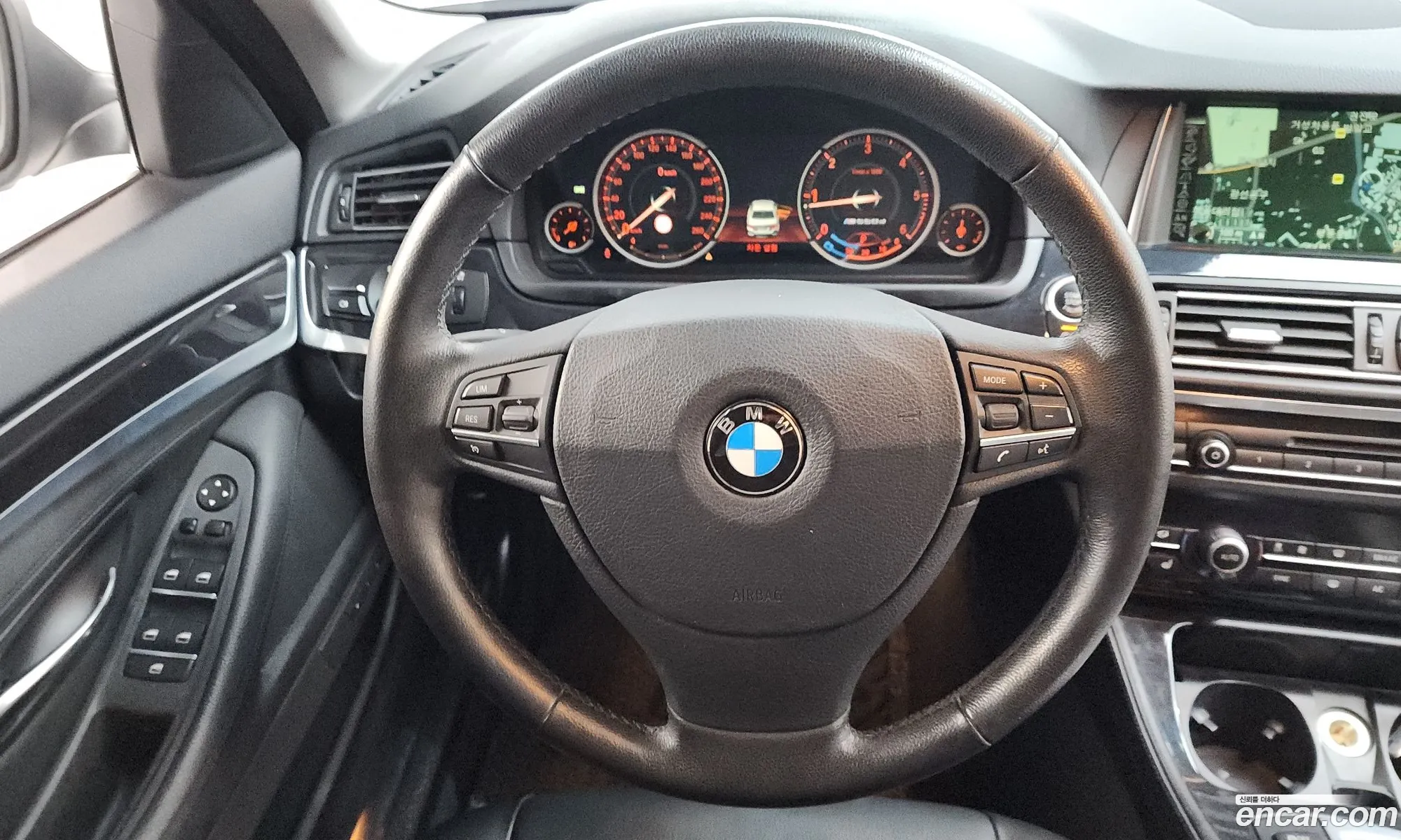 BMW 5 Series 2014 WBA5C3102ED044642 — 3