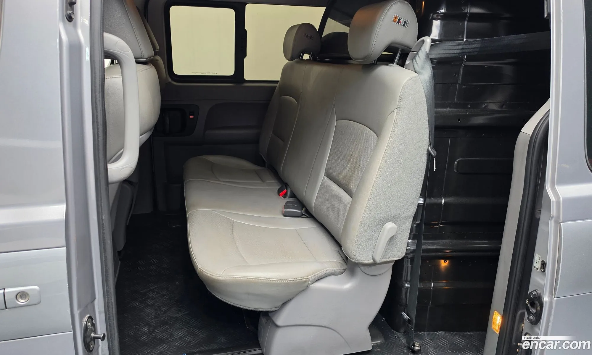 Hyundai Grand Starex 2020 — 19