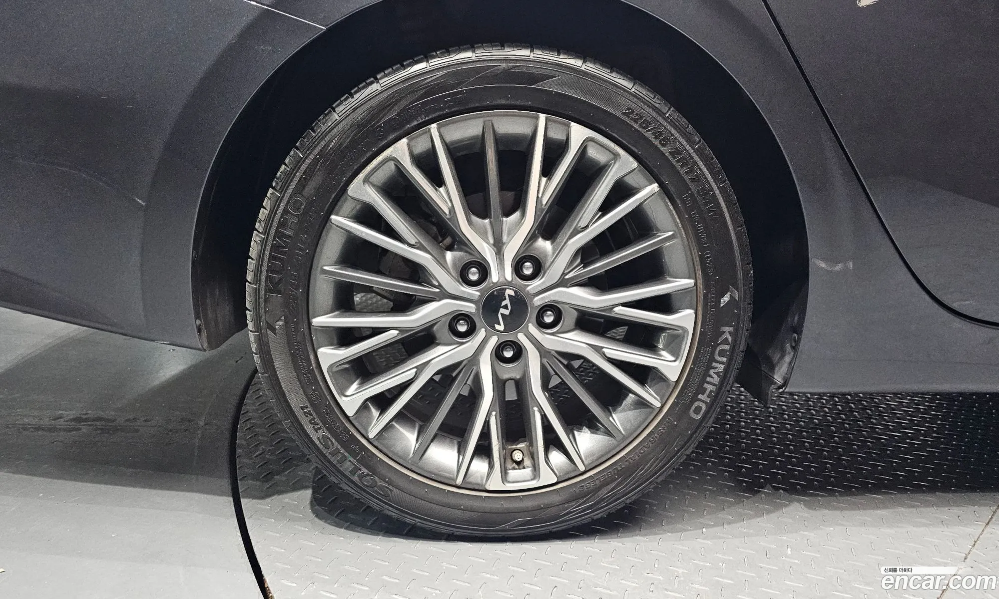 Kia K3 2022 — 10