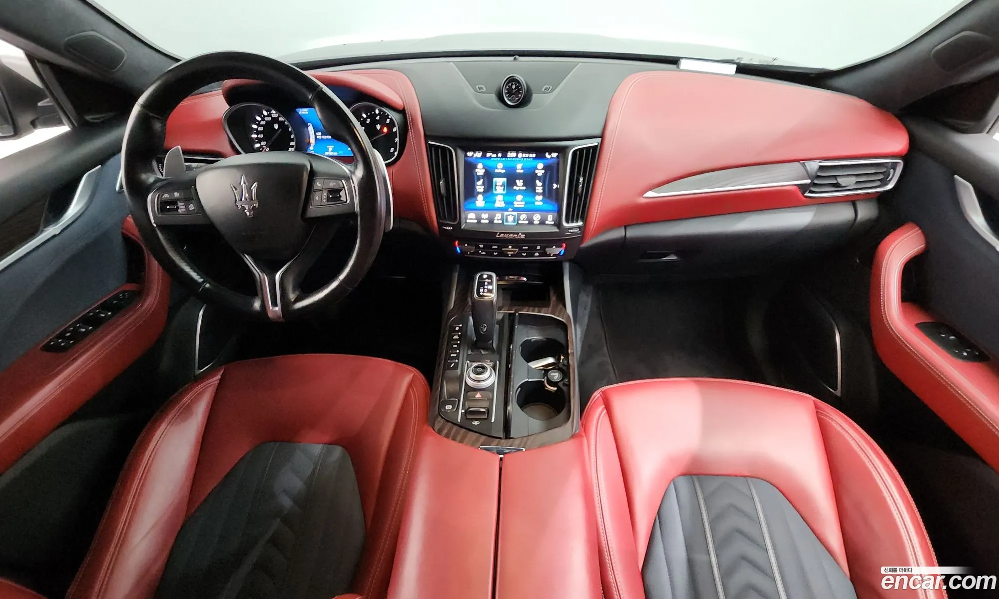 Maserati Levante 2020 ZN661XUG7LX347133 — 27