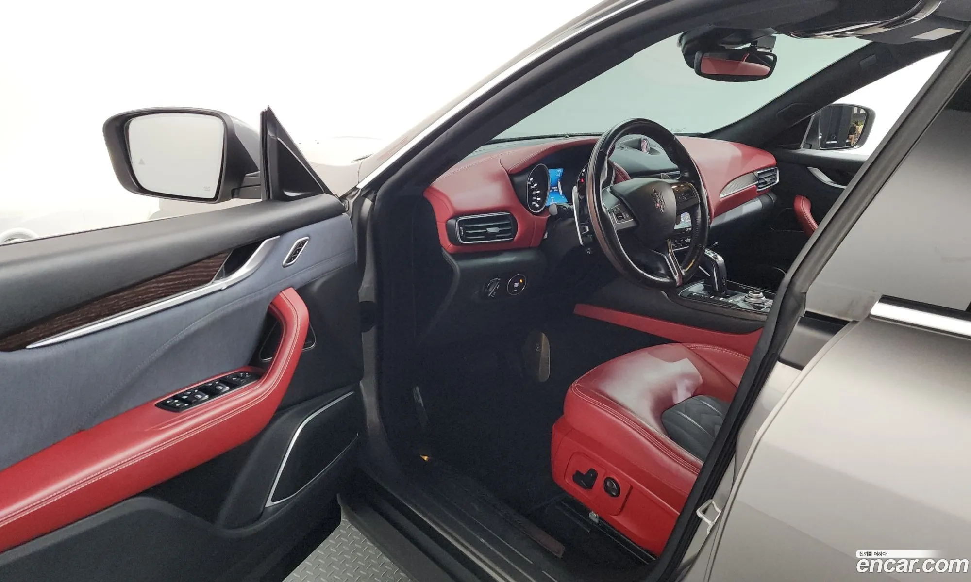 Maserati Levante 2020 ZN661XUG7LX347133 — 16