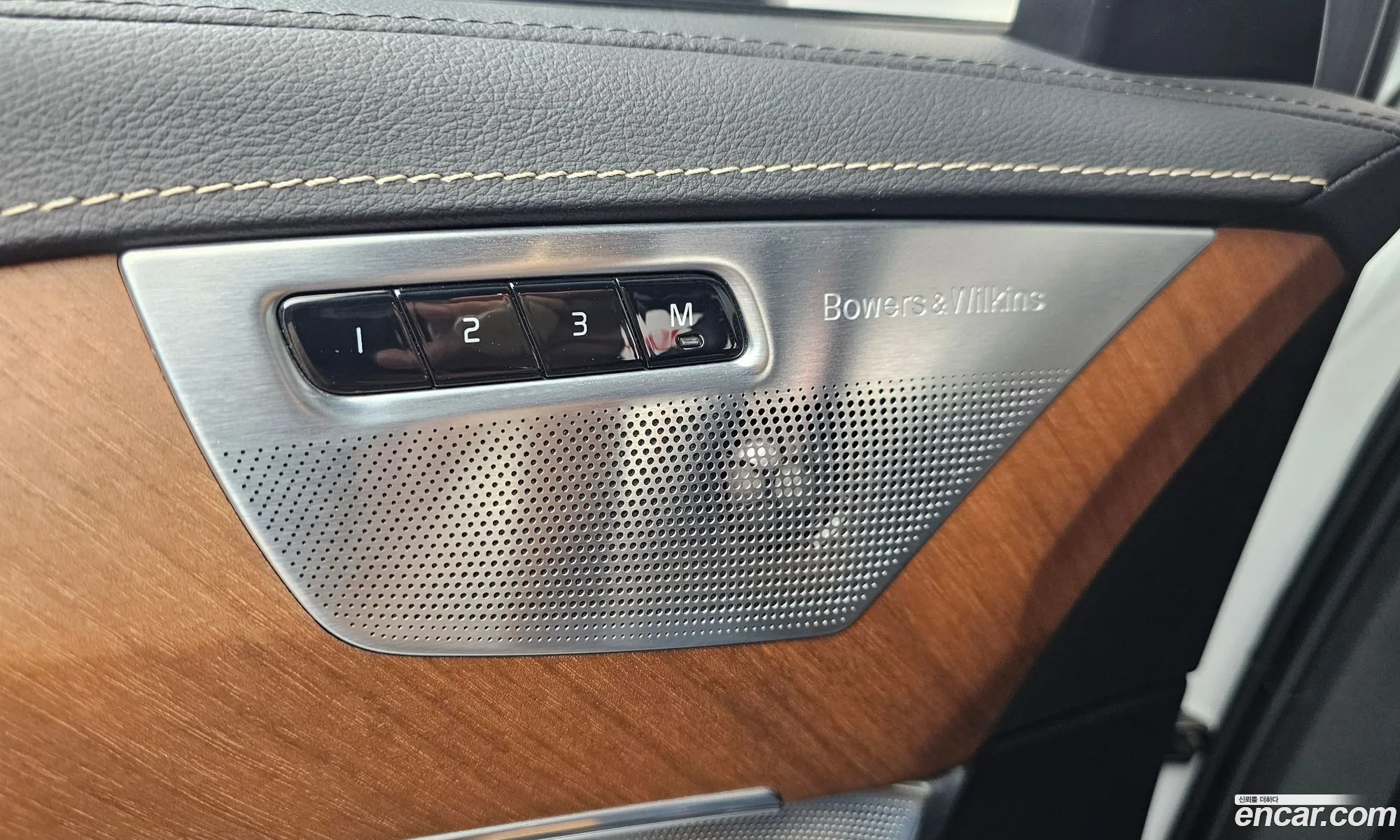 Volvo XC90 2019 YV1LFA22CK1452061 — 20