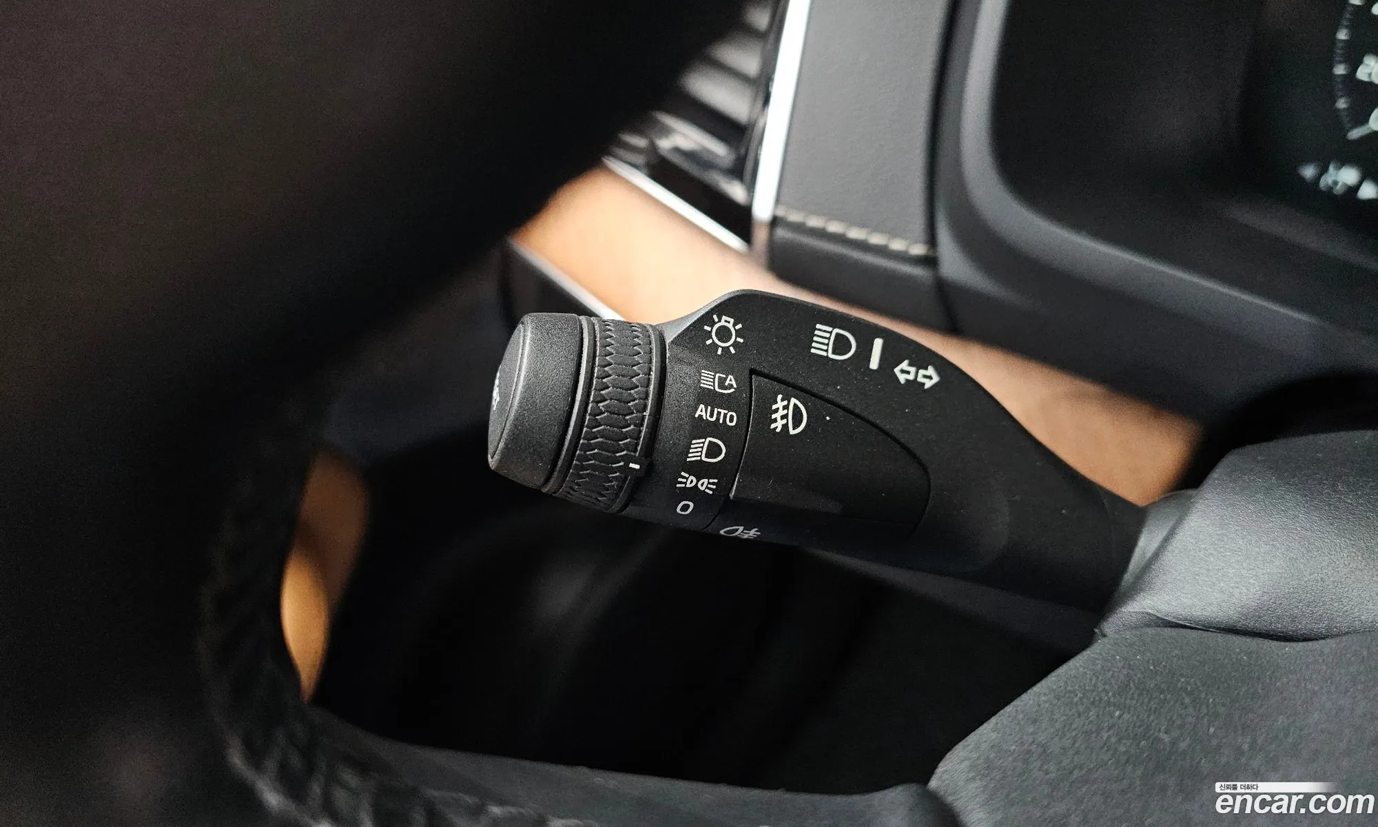 Volvo XC90 2019 YV1LFA22CK1452061 — 23
