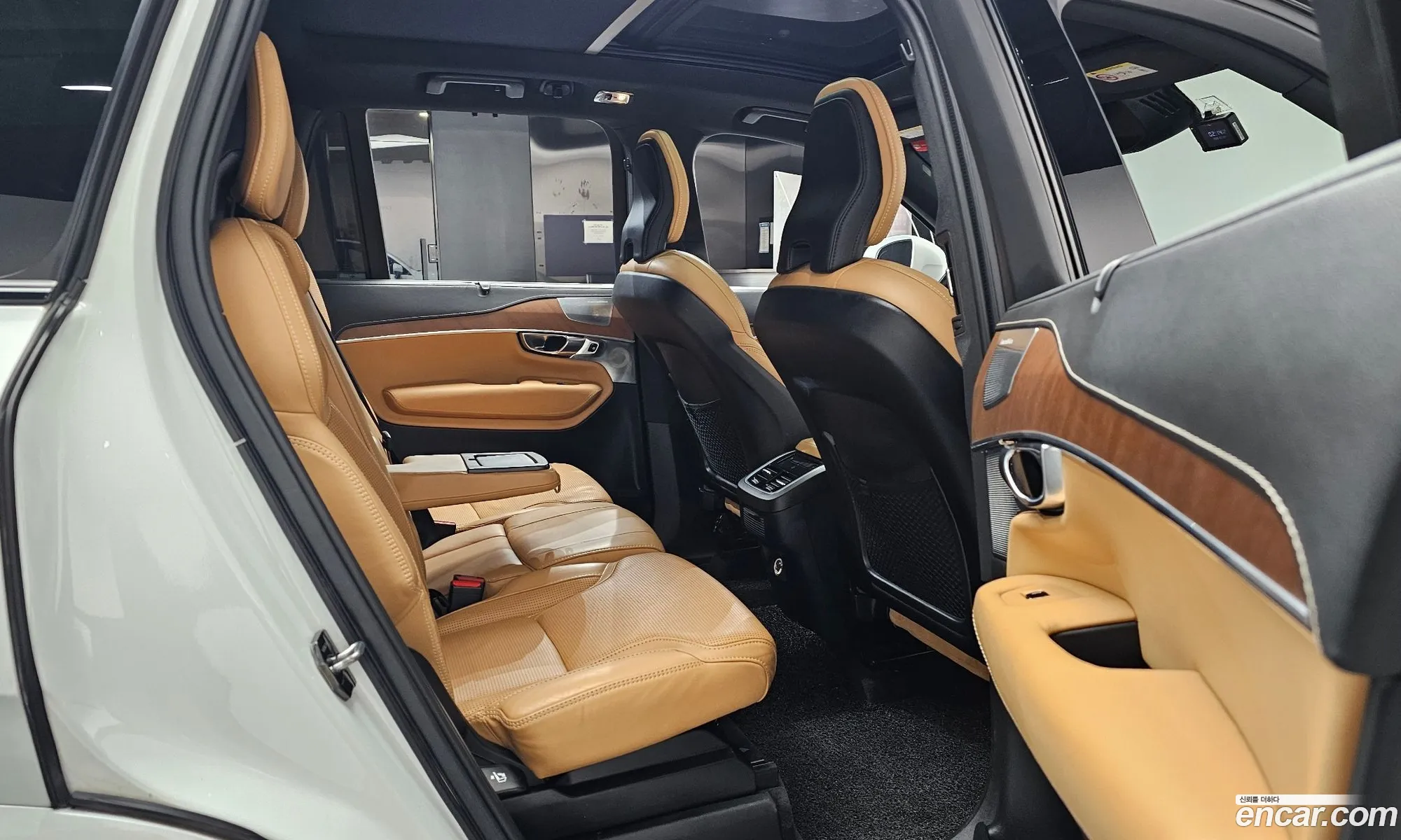 Volvo XC90 2019 YV1LFA22CK1452061 — 2