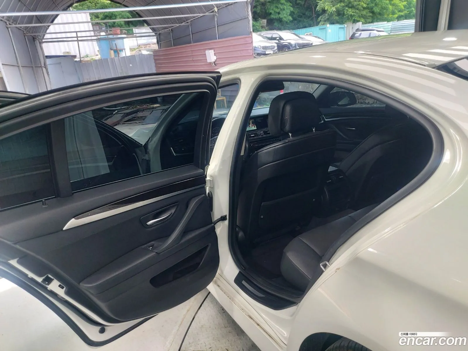 BMW 5 Series 2013 — 13