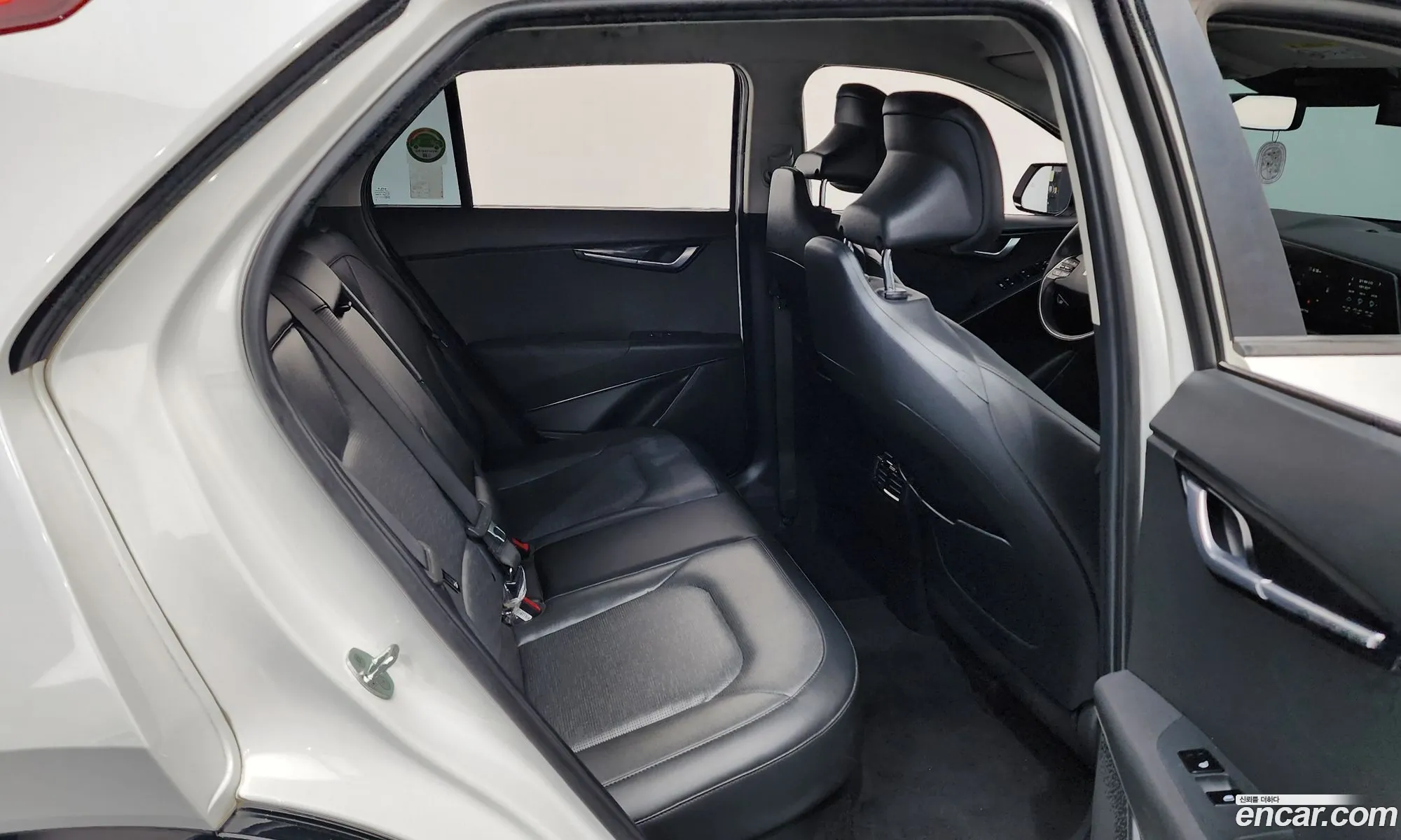 Kia Niro 2022 — 18