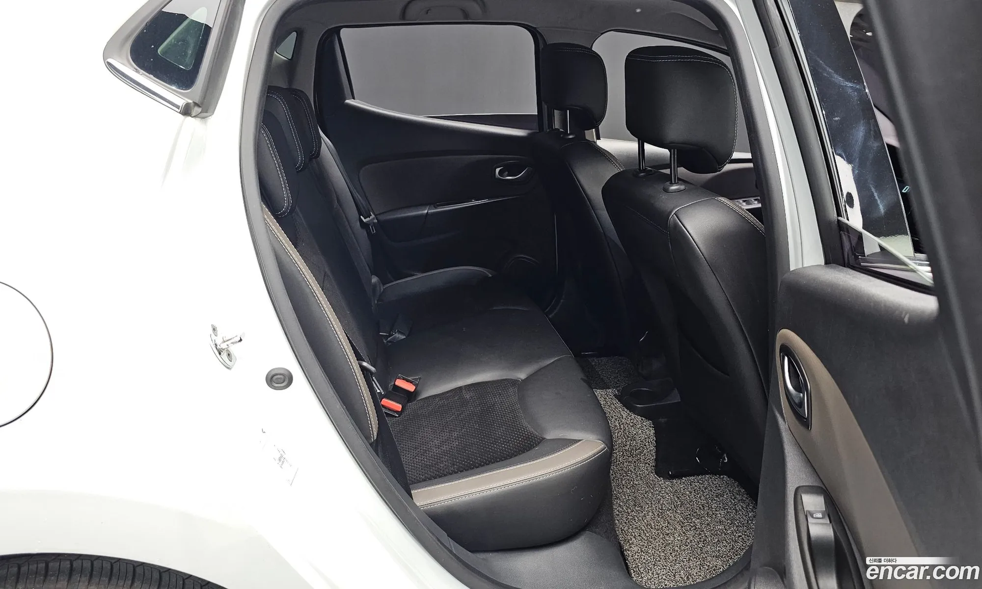 Renault Korea (Samsung) Clio 2018 — 12