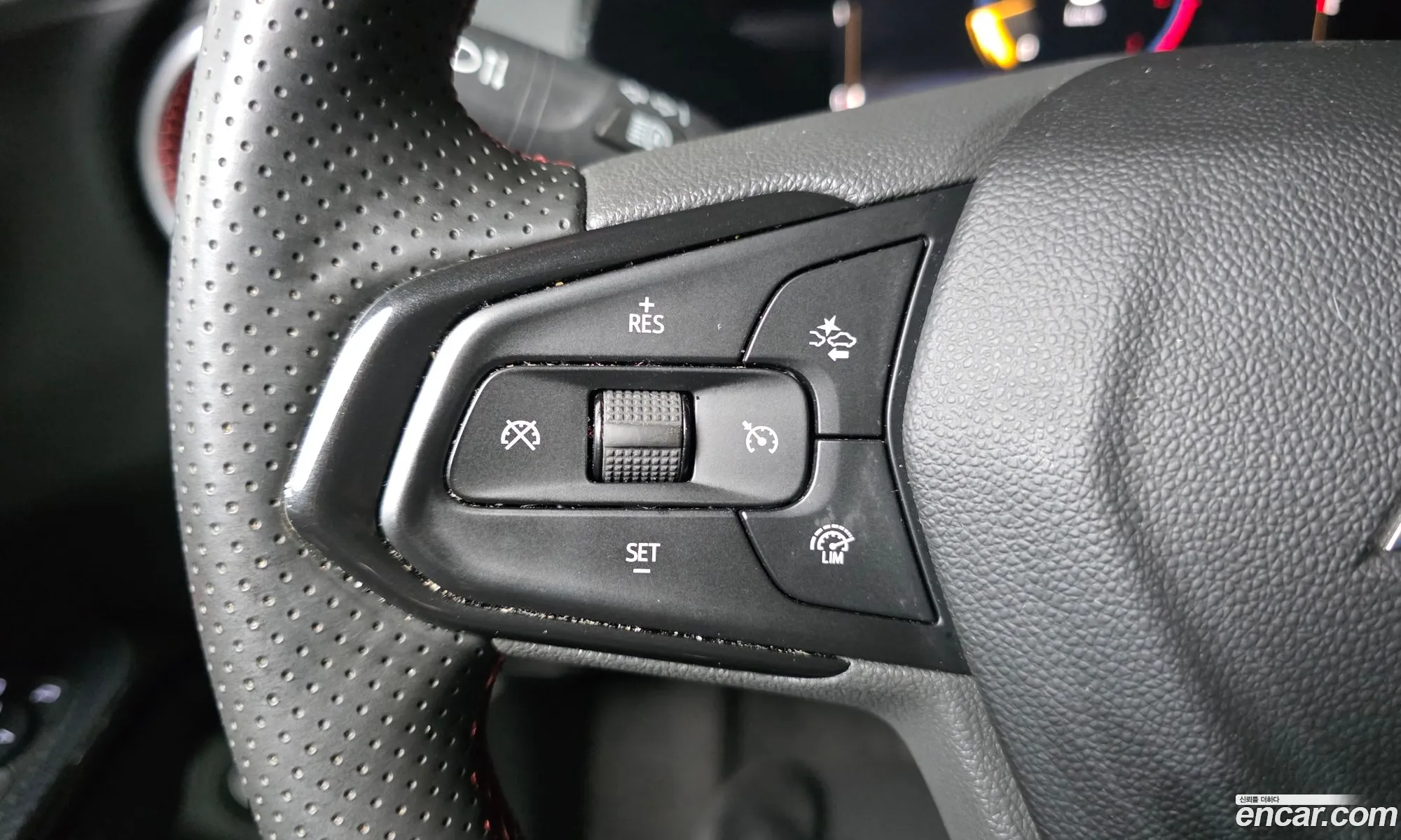 Chevrolet (GM Daewoo) Trax Crossover 2023 — 3
