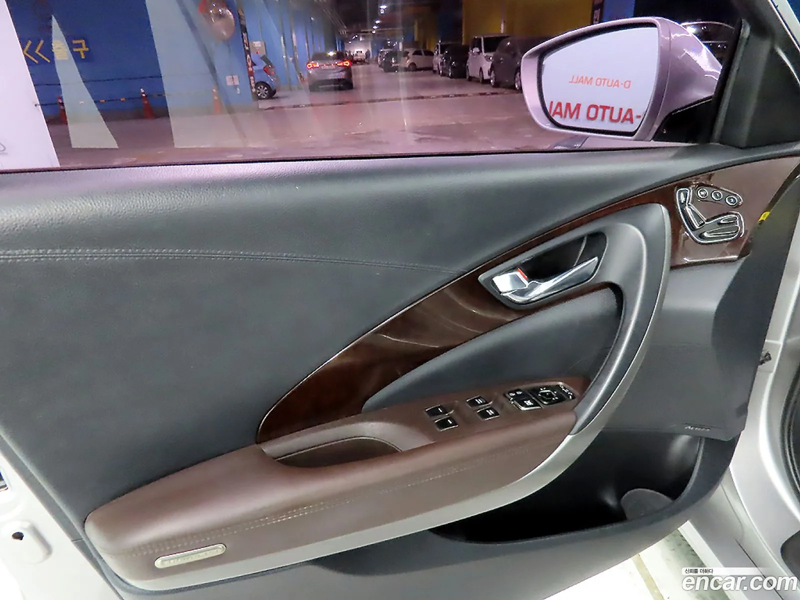 Hyundai Grandeur HG 2014 — 13