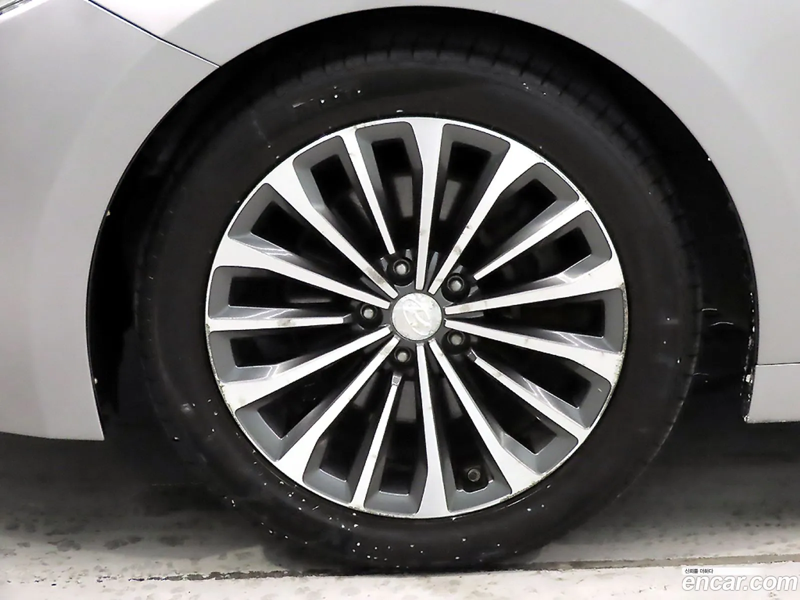 Hyundai Grandeur HG 2014 — 14