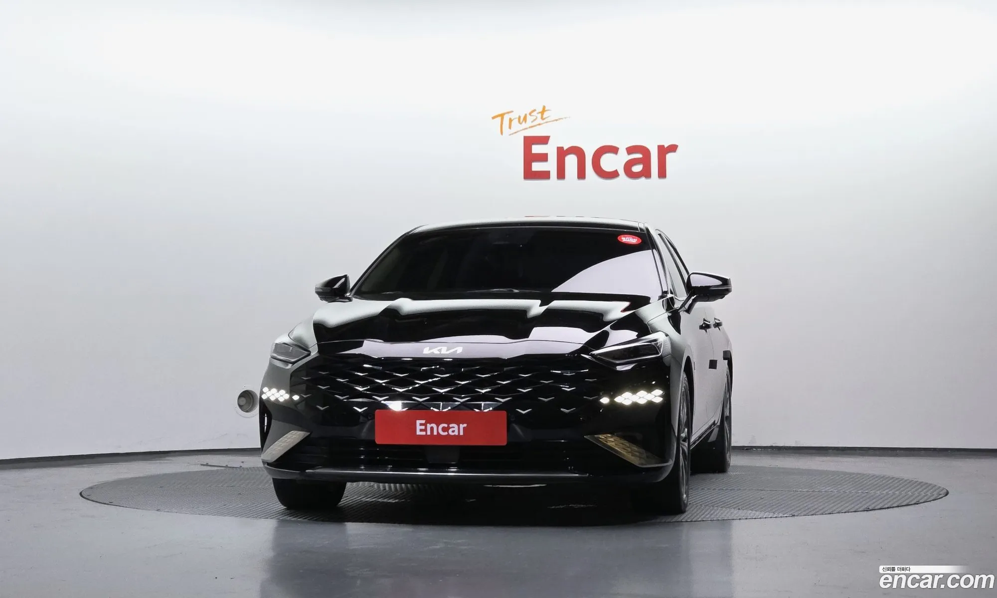 Kia K8 Hybrid 2022 — 7