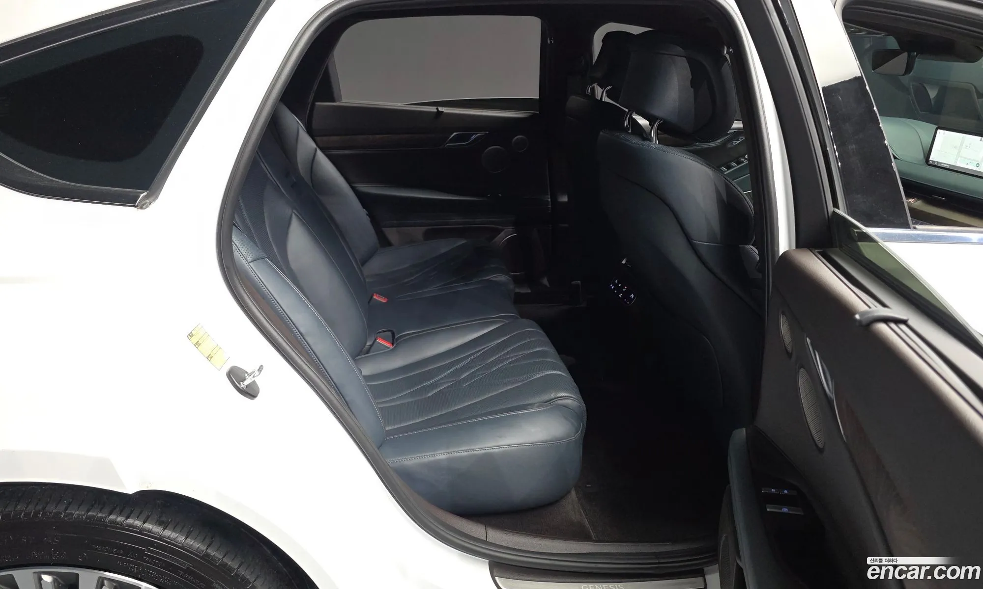 Genesis Electrified G80