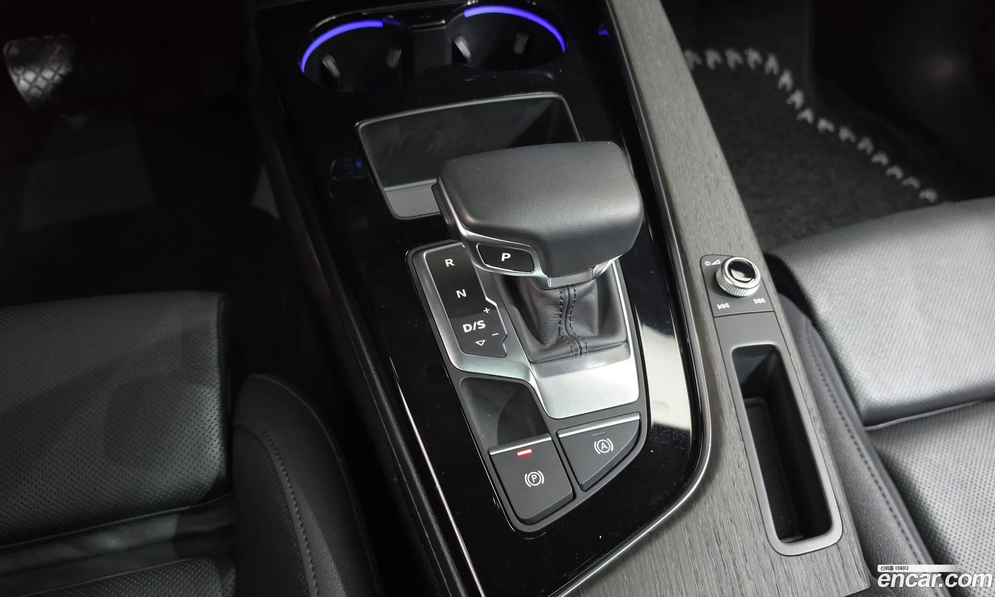 Audi A4 2023 WAUZZZF46PA016846 — 26