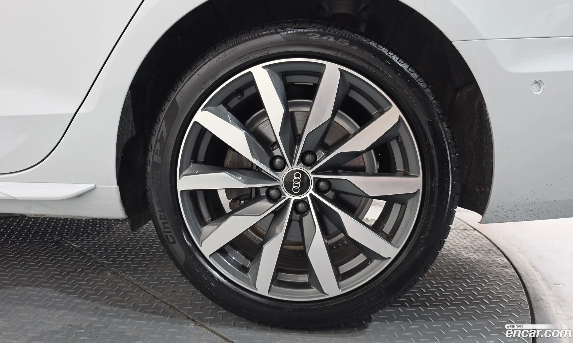 Audi A4 2023 WAUZZZF46PA016846 — 27