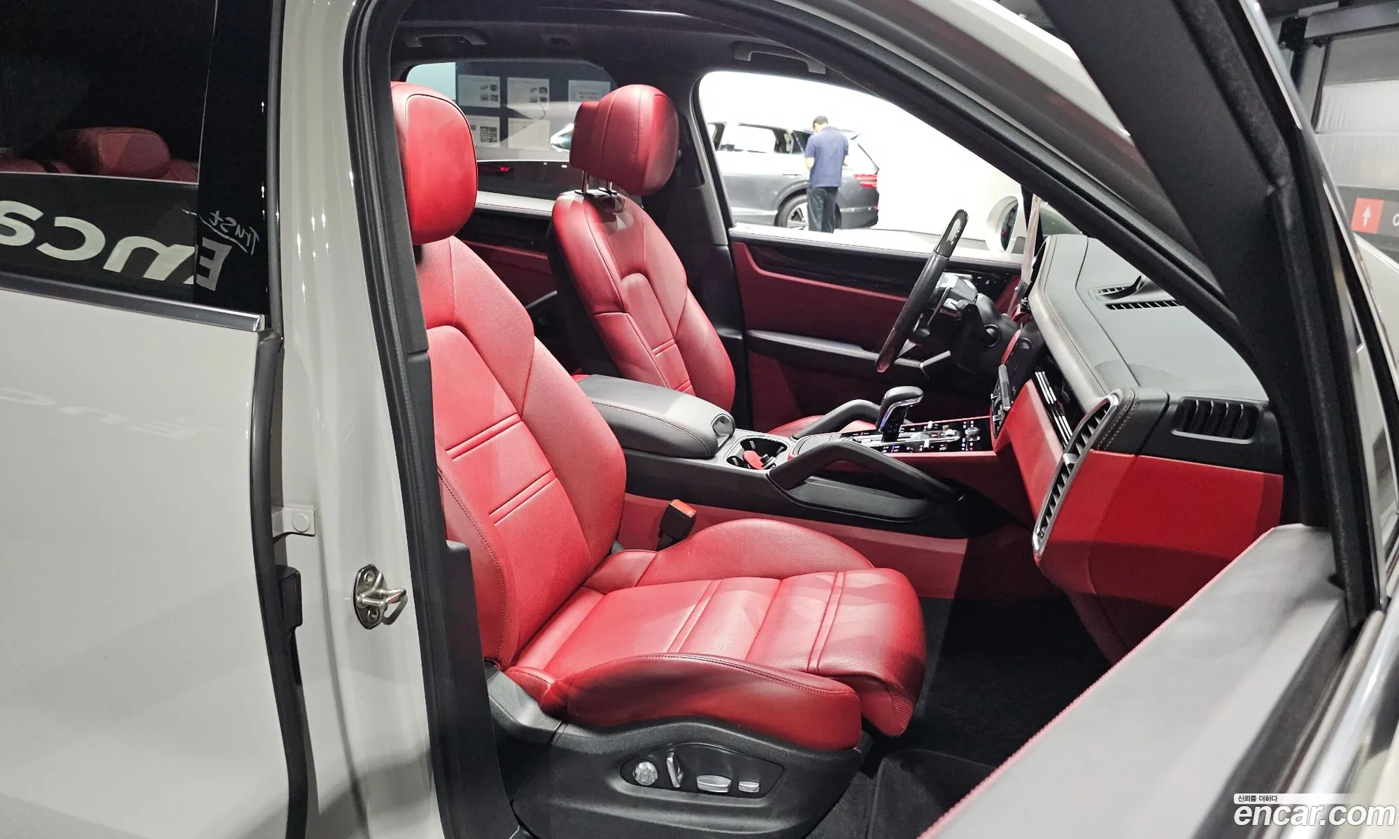 Porsche Cayenne 2020 WP1AA29Y3MDA00531 — 14