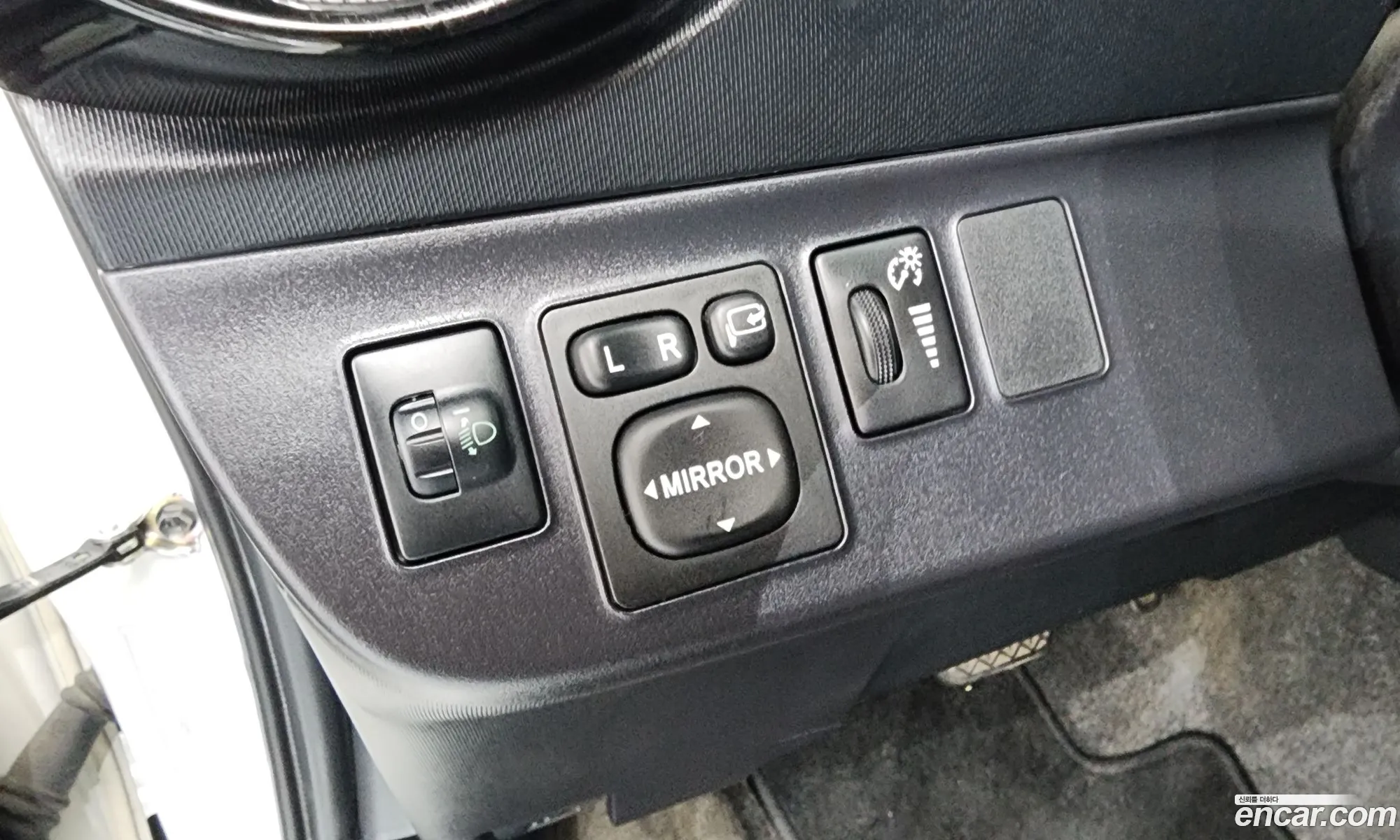 Toyota Prius C 2018 JTDKDTB31J1609678 — 2