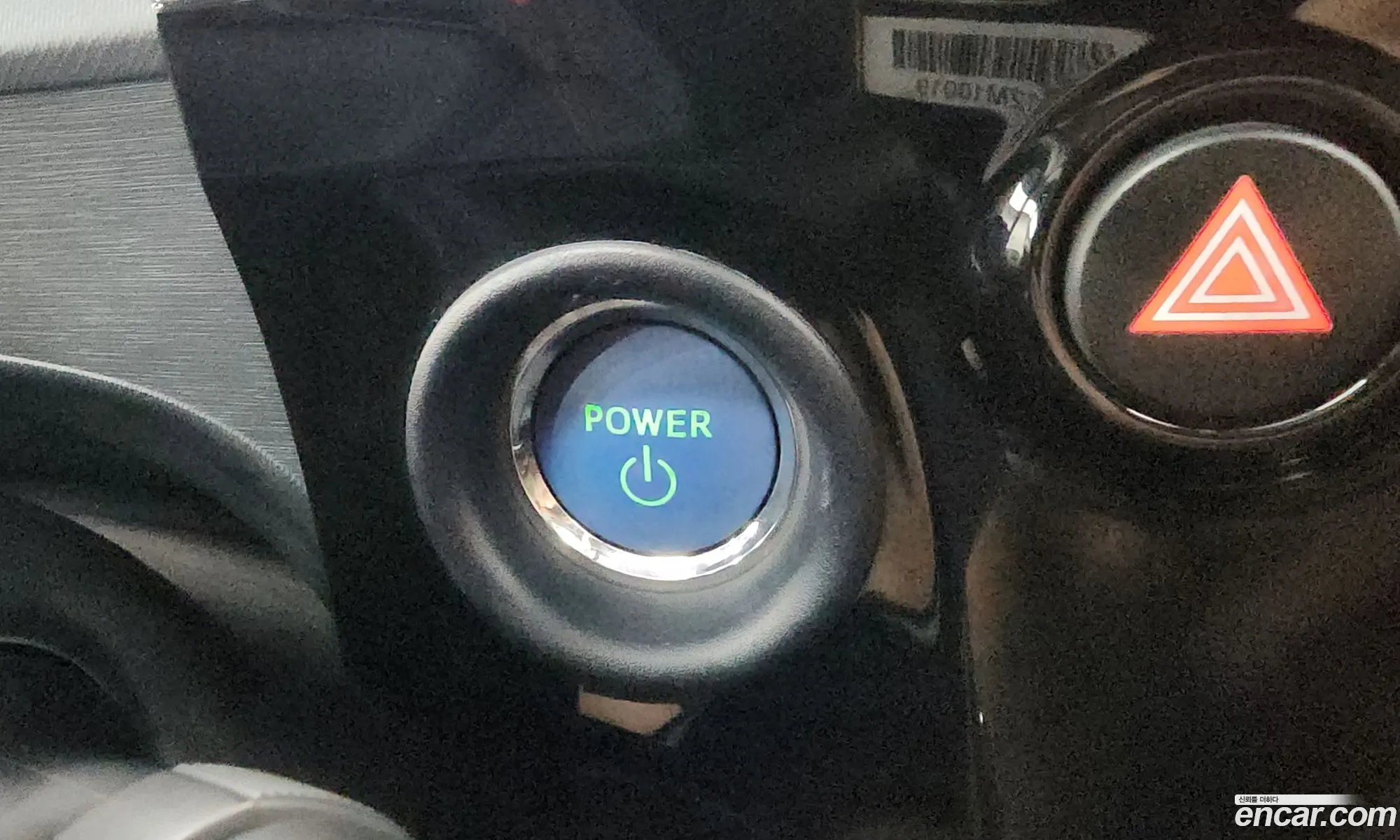 Toyota Prius C 2018 JTDKDTB31J1609678 — 24