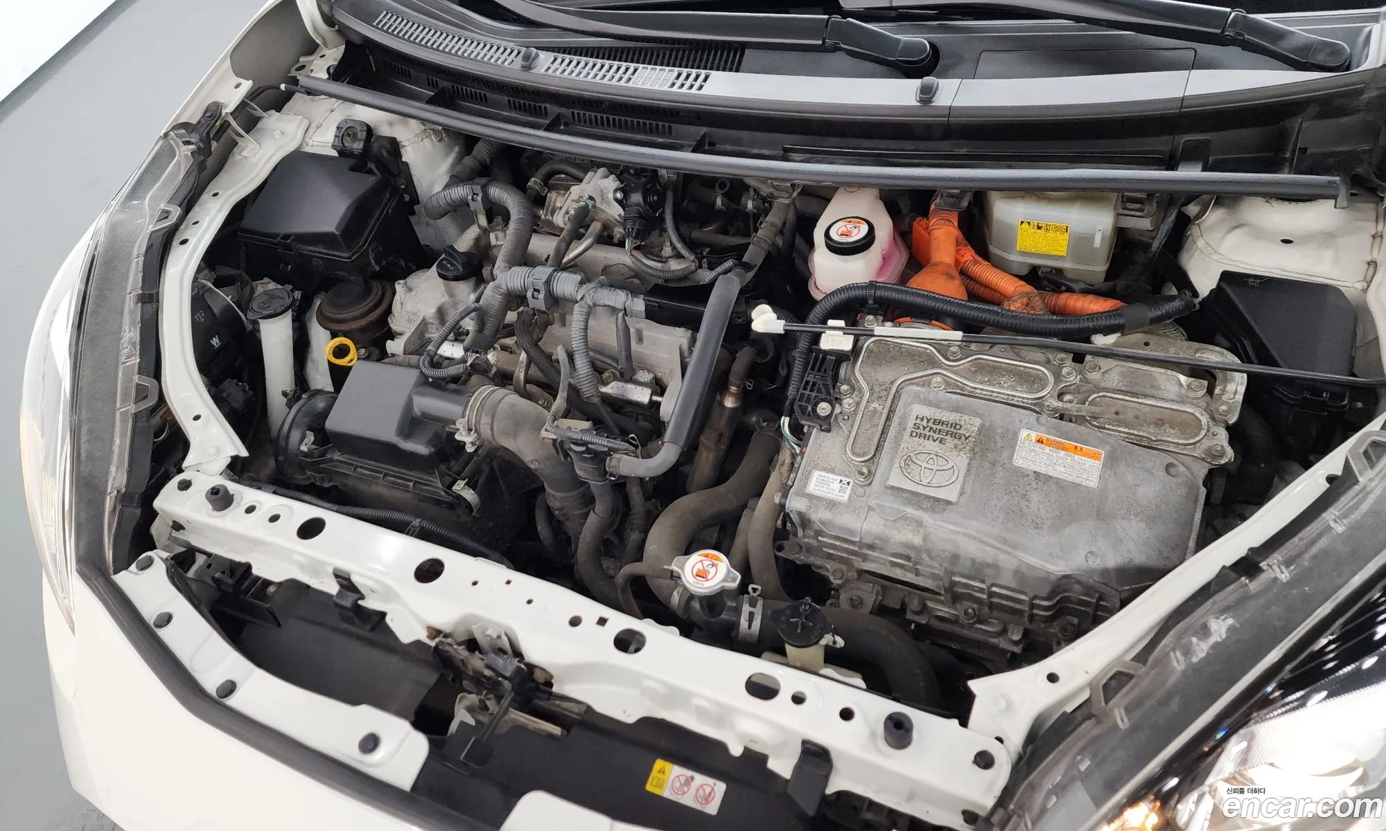 Toyota Prius C 2018 JTDKDTB31J1609678 — 22