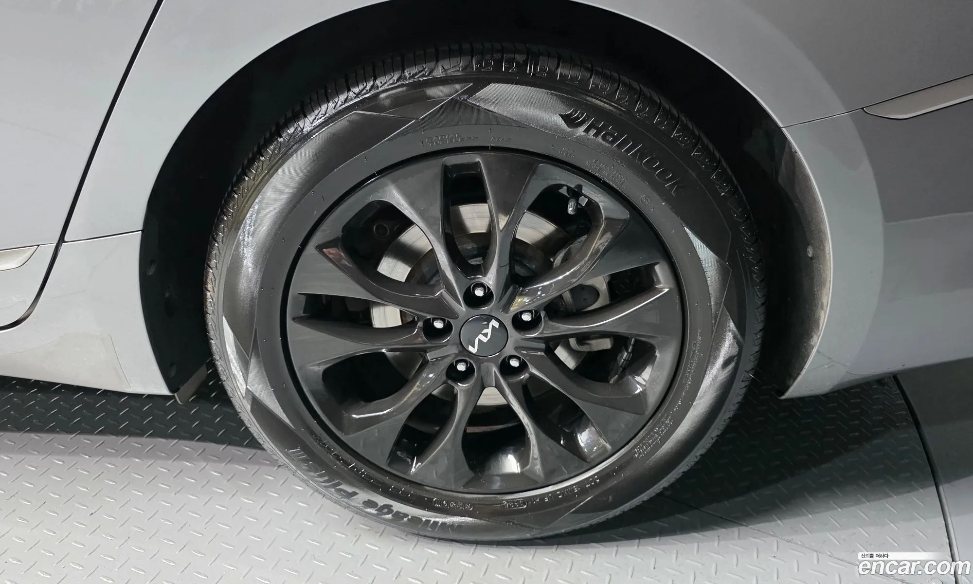 Kia K8 2024 — 26