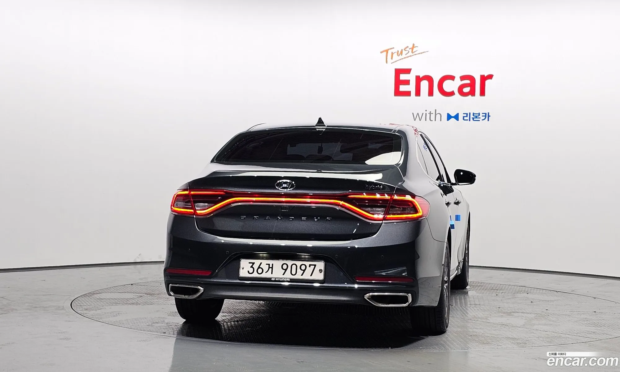 Hyundai Grandeur IG Hybrid 2017 — 18