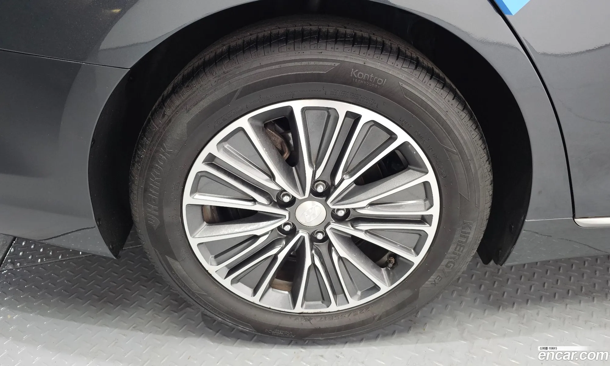 Hyundai Grandeur IG Hybrid 2017 — 14