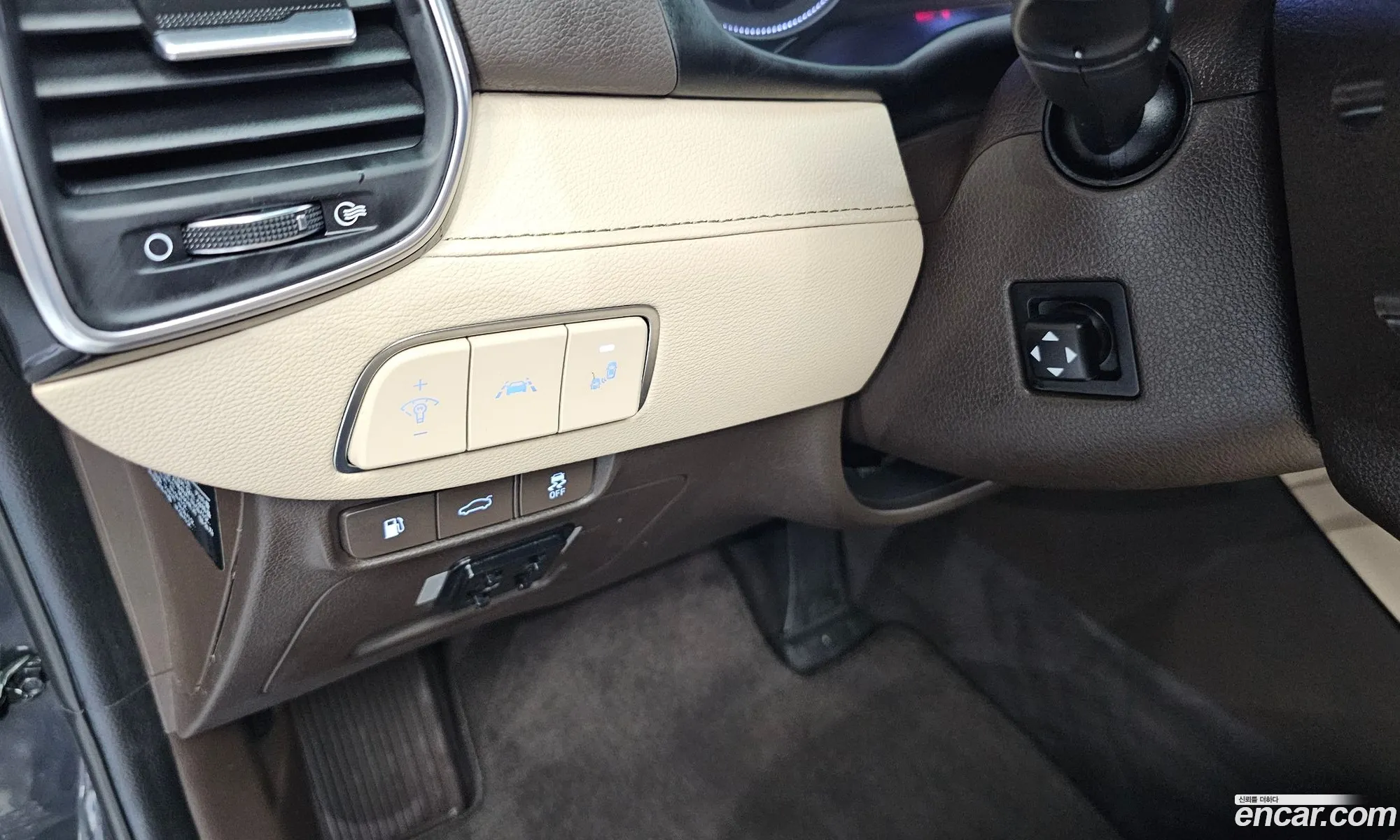 Hyundai Grandeur IG Hybrid 2017 — 27
