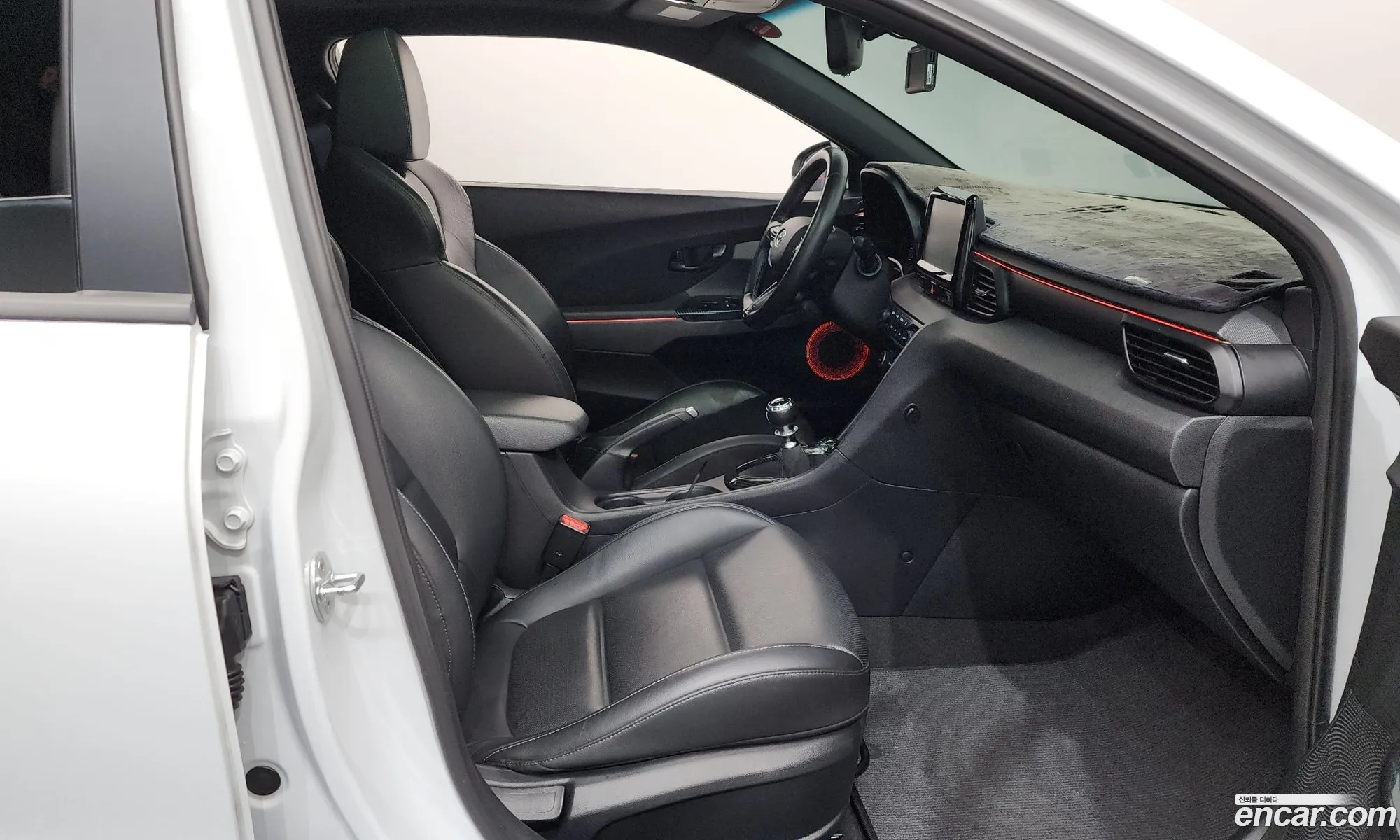 Hyundai Veloster 2019 — 23