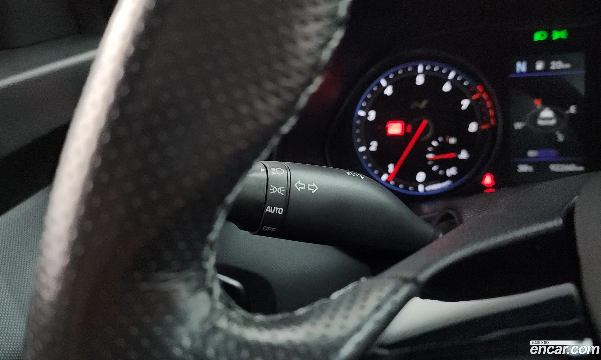 Hyundai Veloster 2019 — 21
