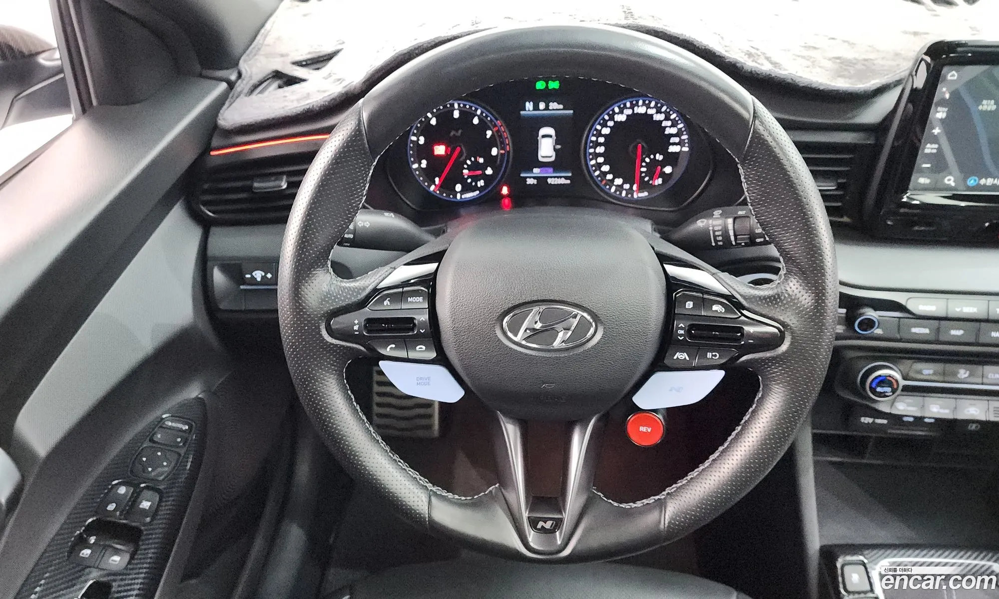 Hyundai Veloster 2019 — 19
