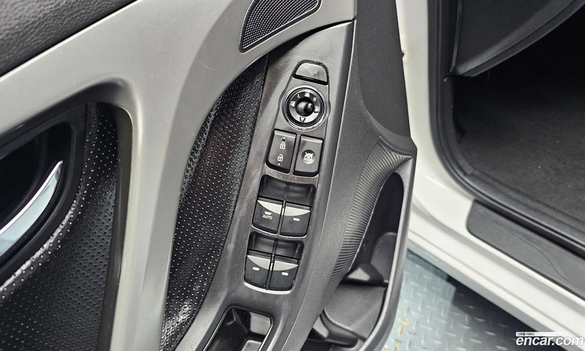 Hyundai Elantra MD 2012 — 2