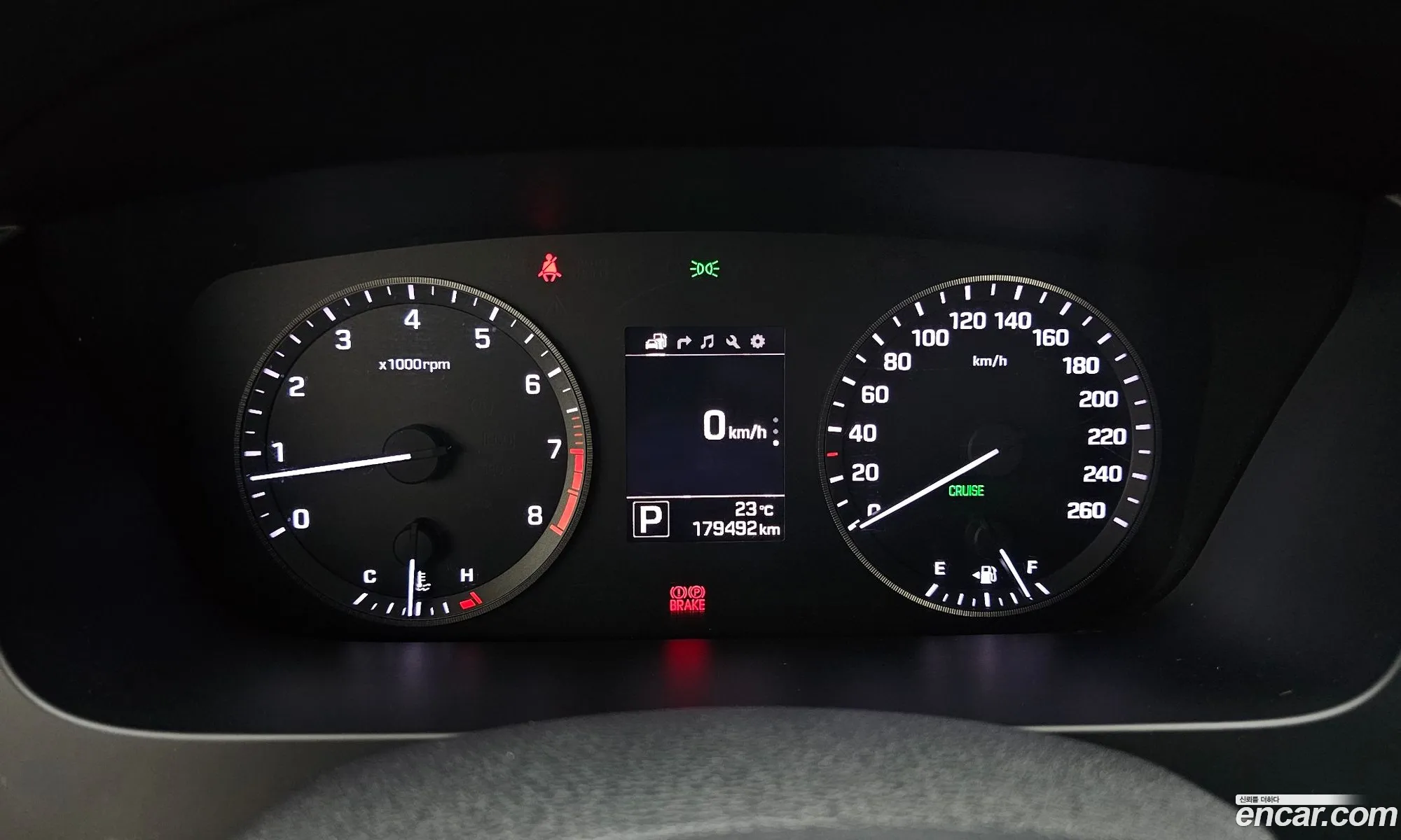 Hyundai LF Sonata 2014 — 15