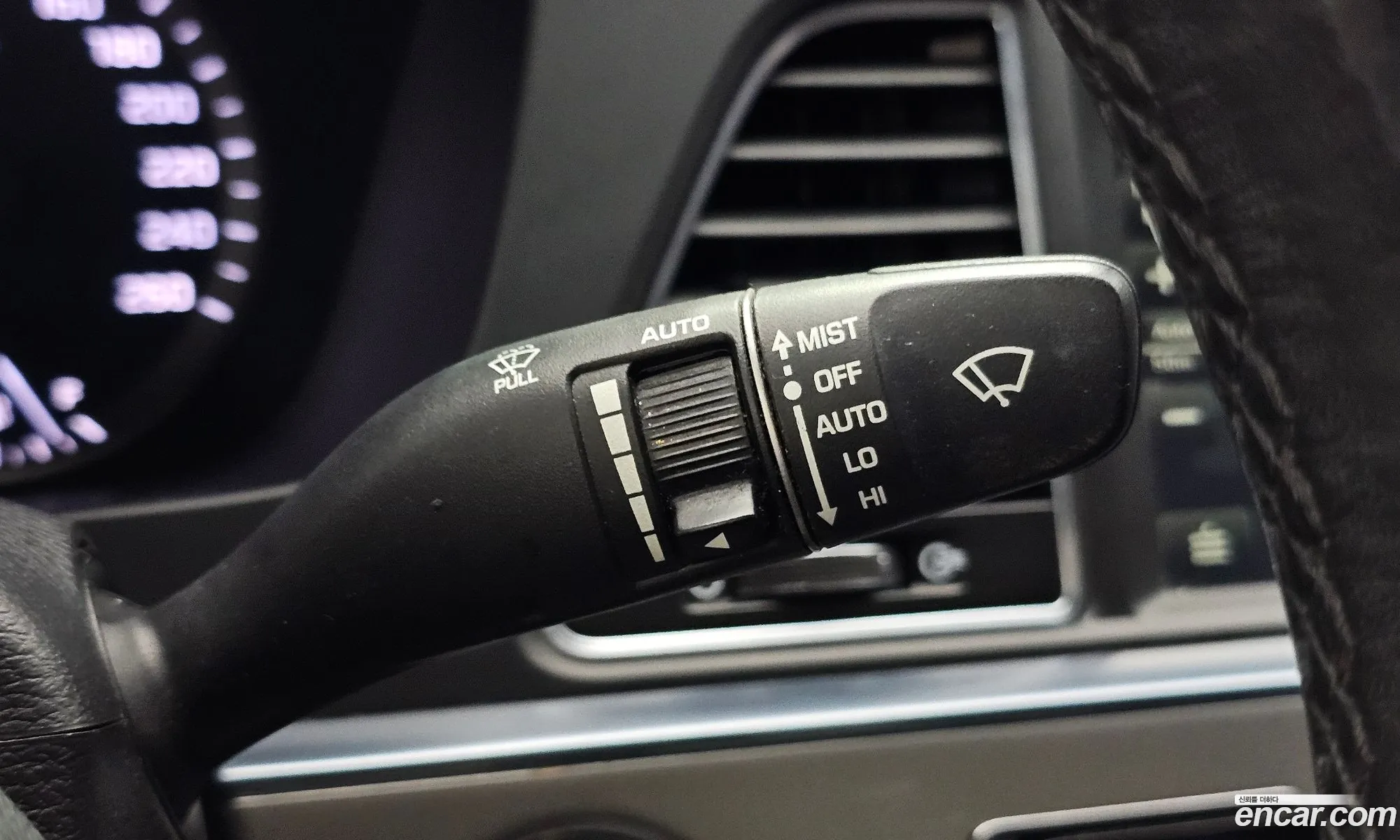 Hyundai LF Sonata 2014 — 14